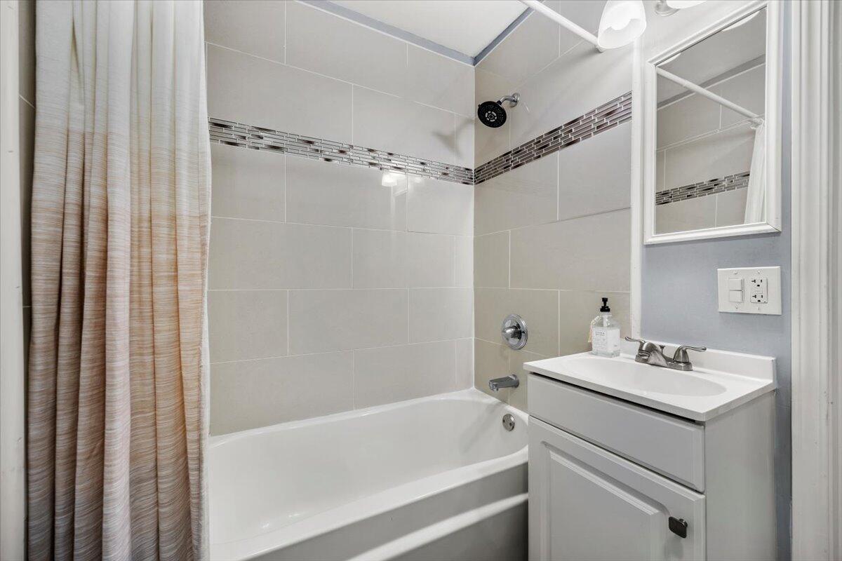 WEST JACKSON TERRACE - Residential