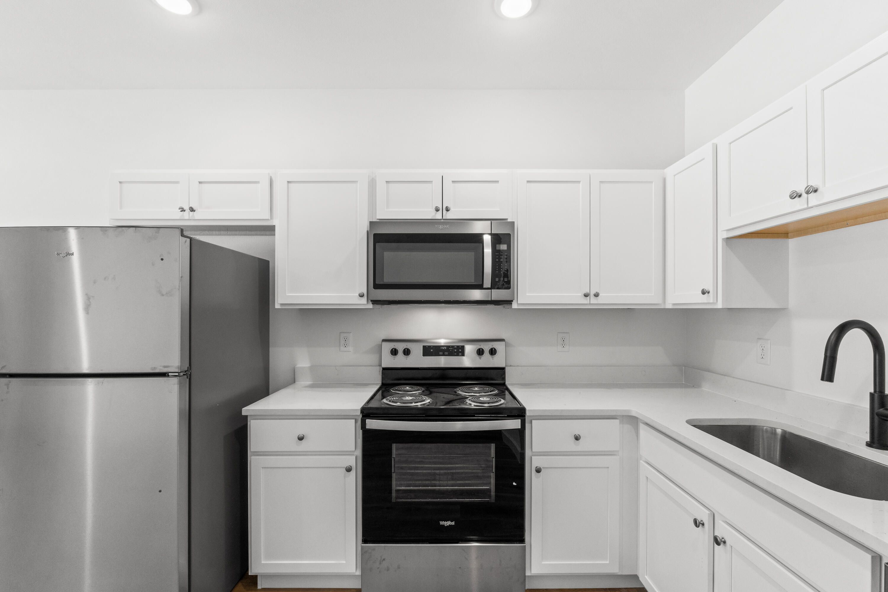 BARROW APARTMENTS - Residential Lease