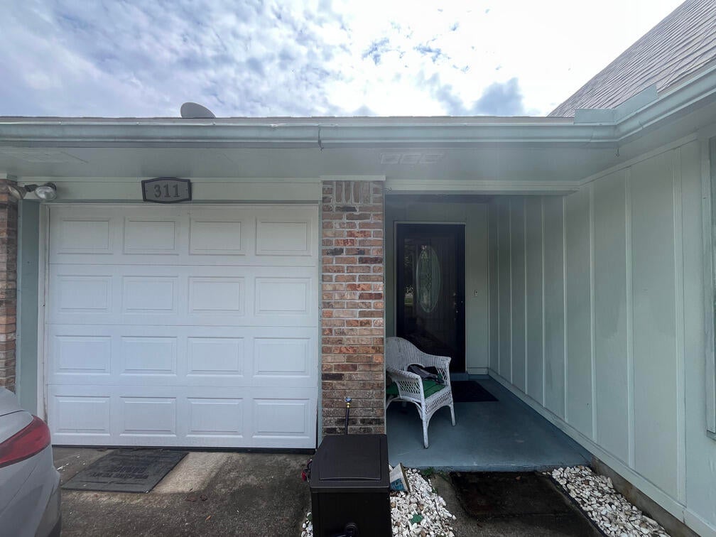 311 Woodland Park Circle