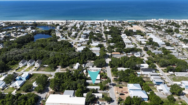 322 14TH ST, PANAMA CITY BEACH, FL 32413 - Image bdba718d6ee246a7afa30bfb4da6bc2c/353791897