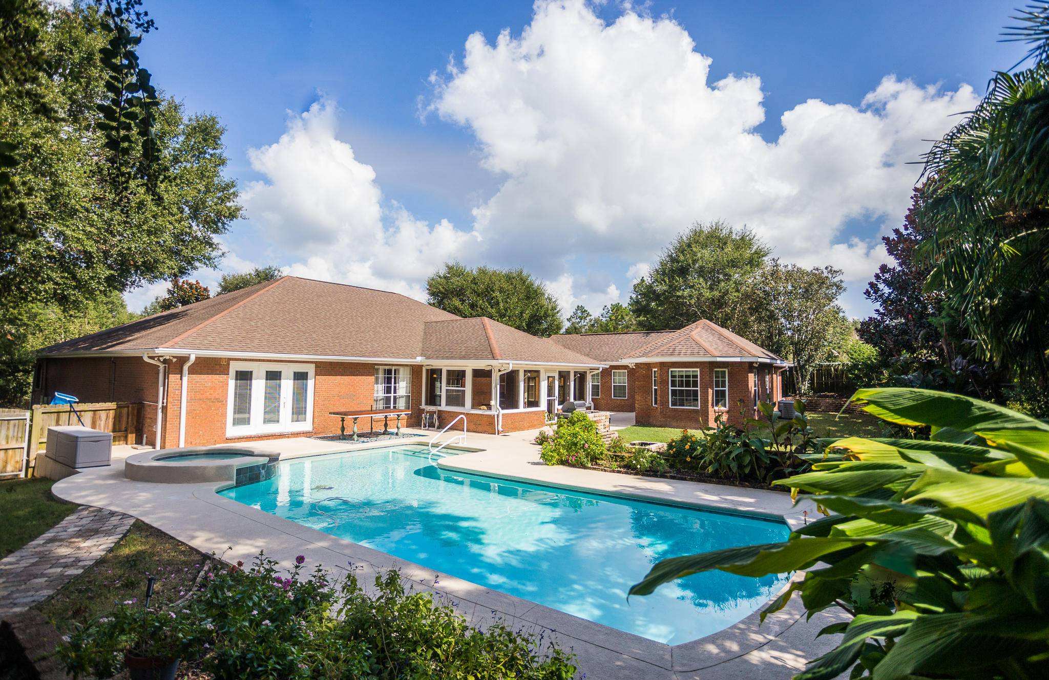 SILVER OAKS PH 1 - Residential