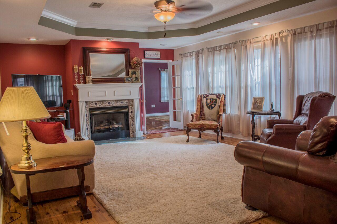 SILVER OAKS PH 1 - Residential