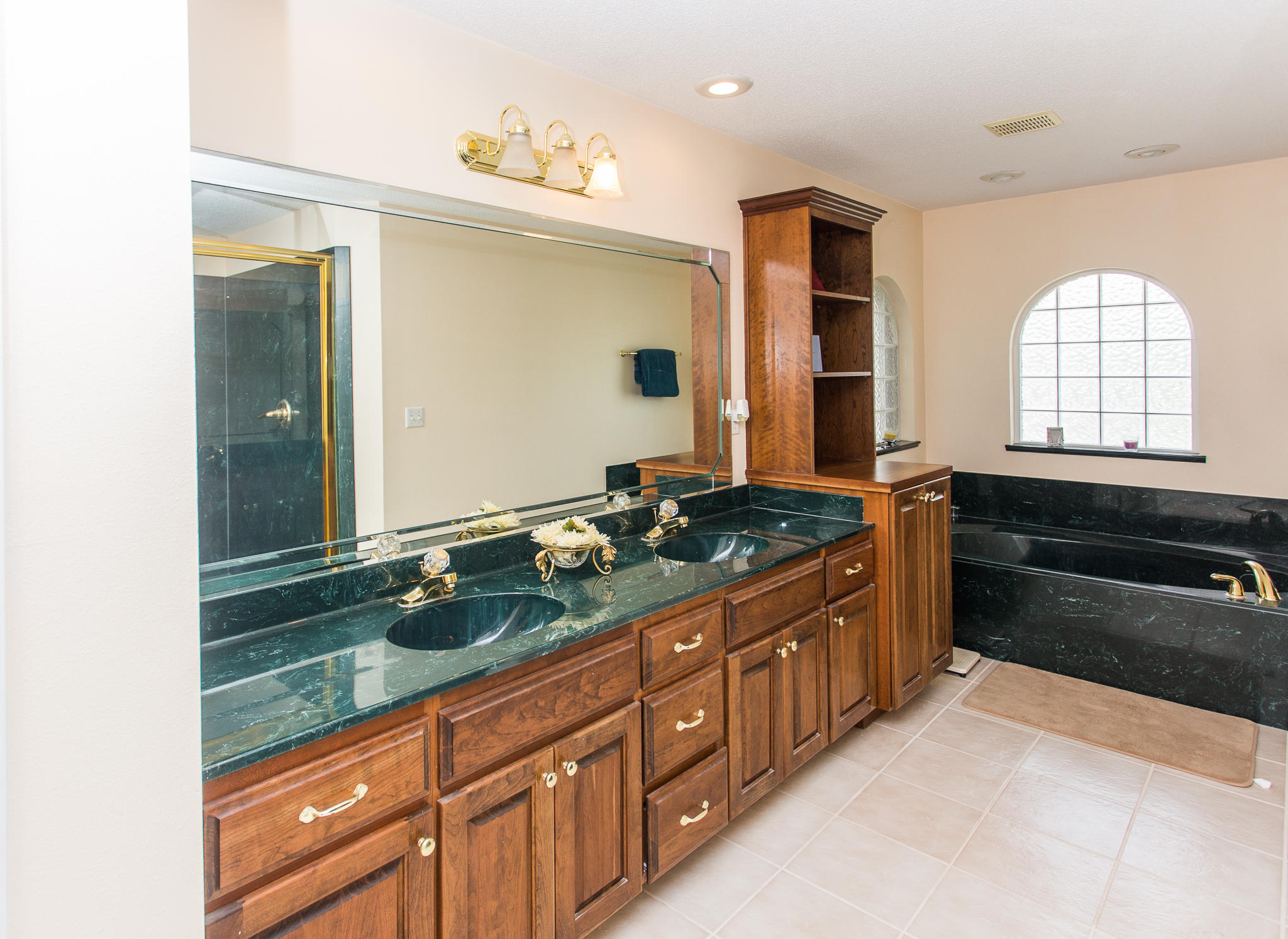 SILVER OAKS PH 1 - Residential