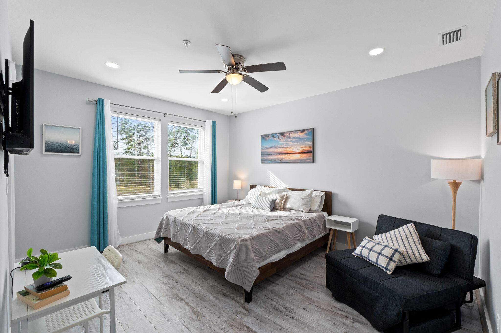 THE PINES - Residential