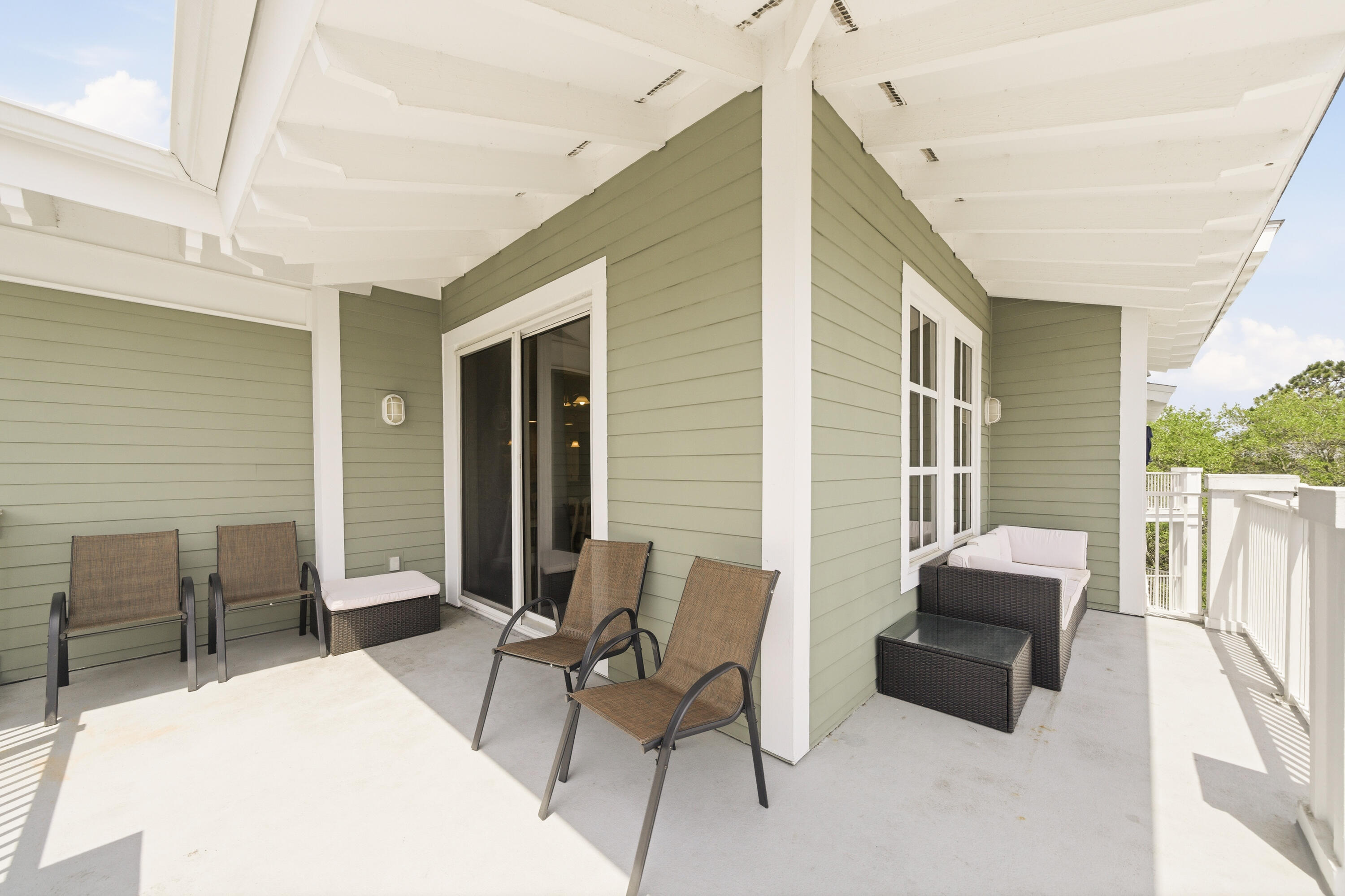 PILOT HOUSE - Residential