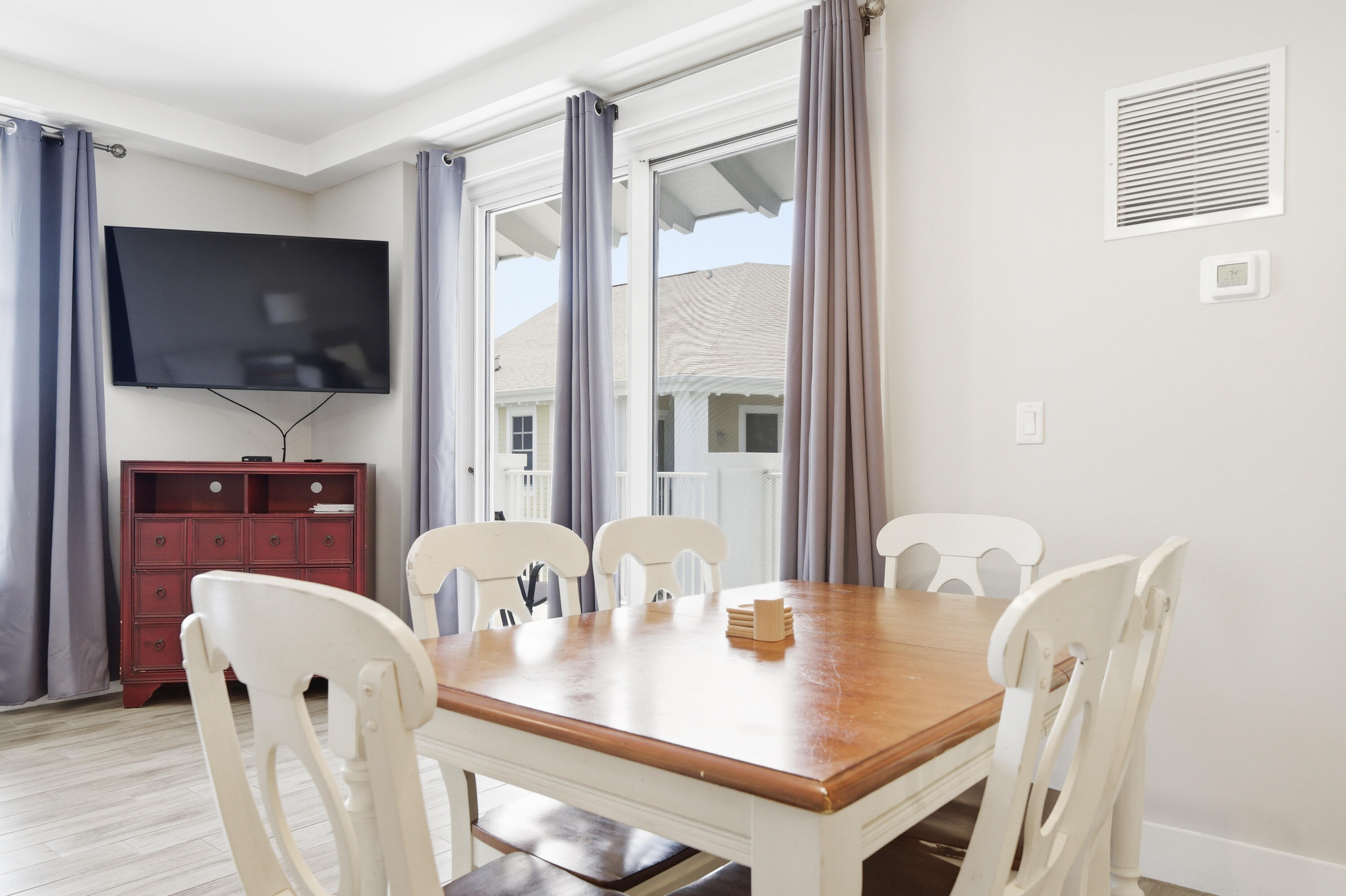 PILOT HOUSE - Residential