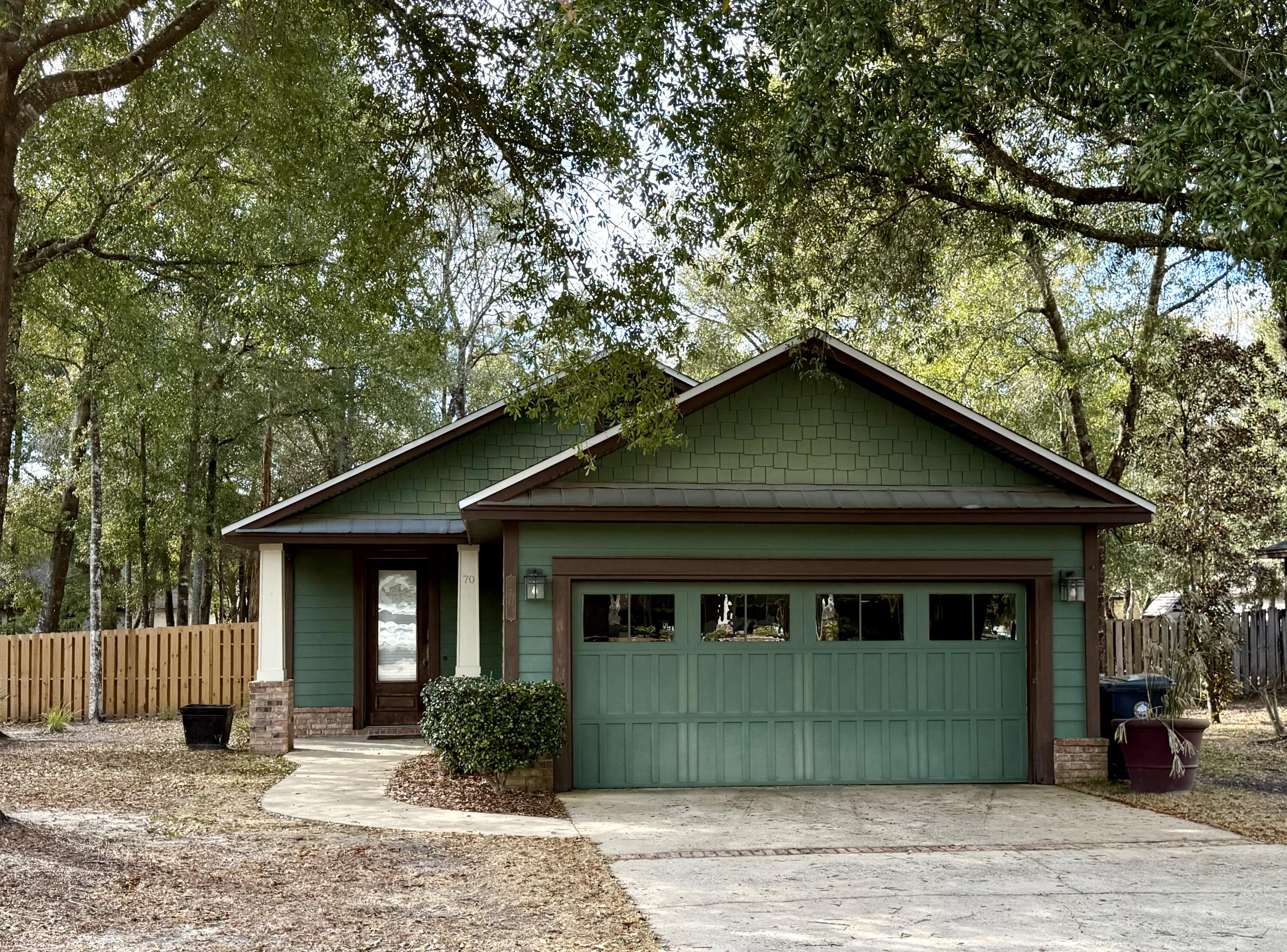 CANOPIES OF FREEPORT - Residential Lease