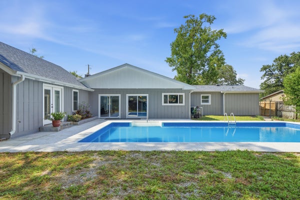 390 DAVENPORT AVE, VALPARAISO, FL 32580 - Image be8e3efe46100211b0bc882cdddc72b8/765134012