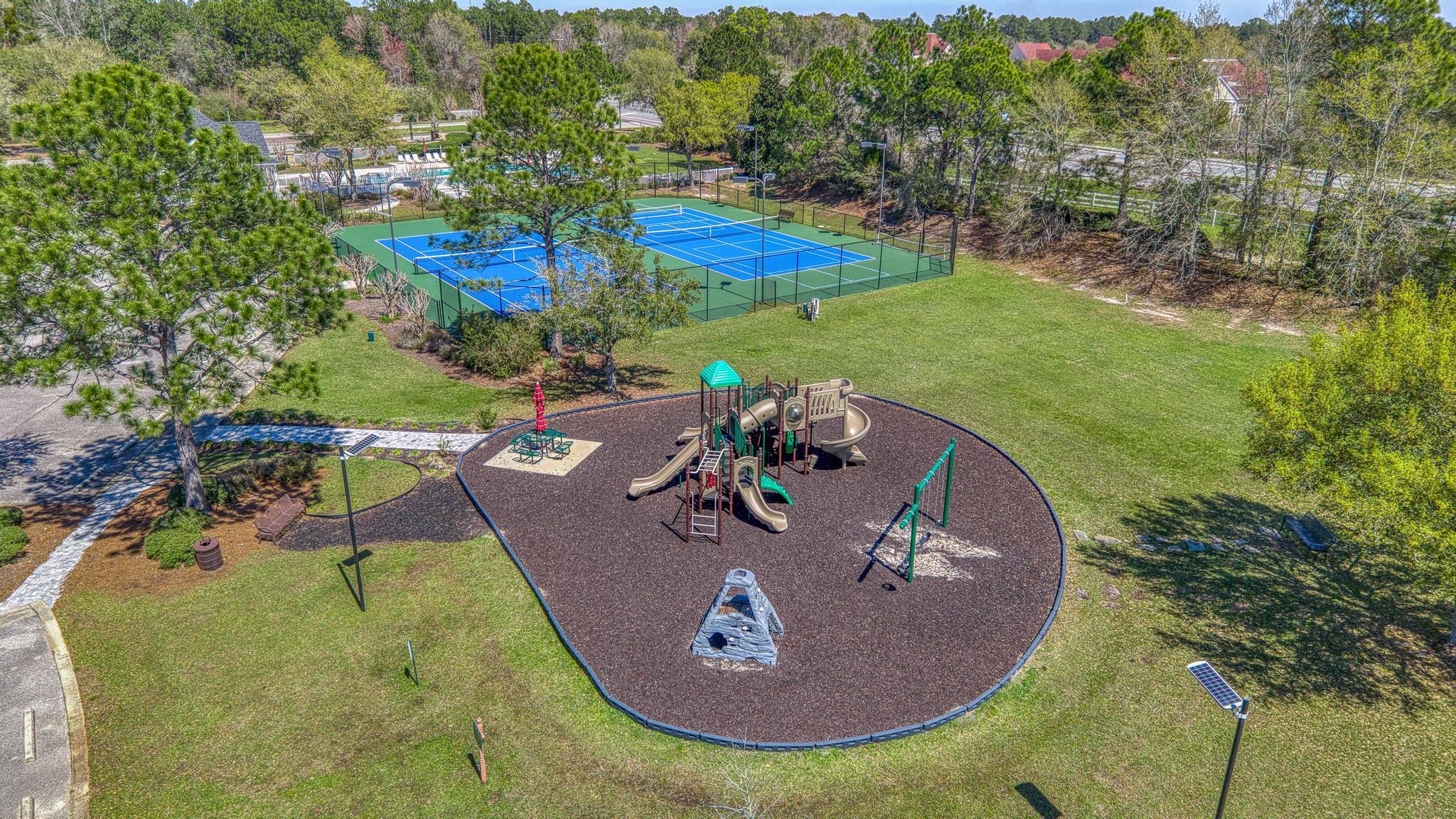 Moors Golf & Racquet - Residential