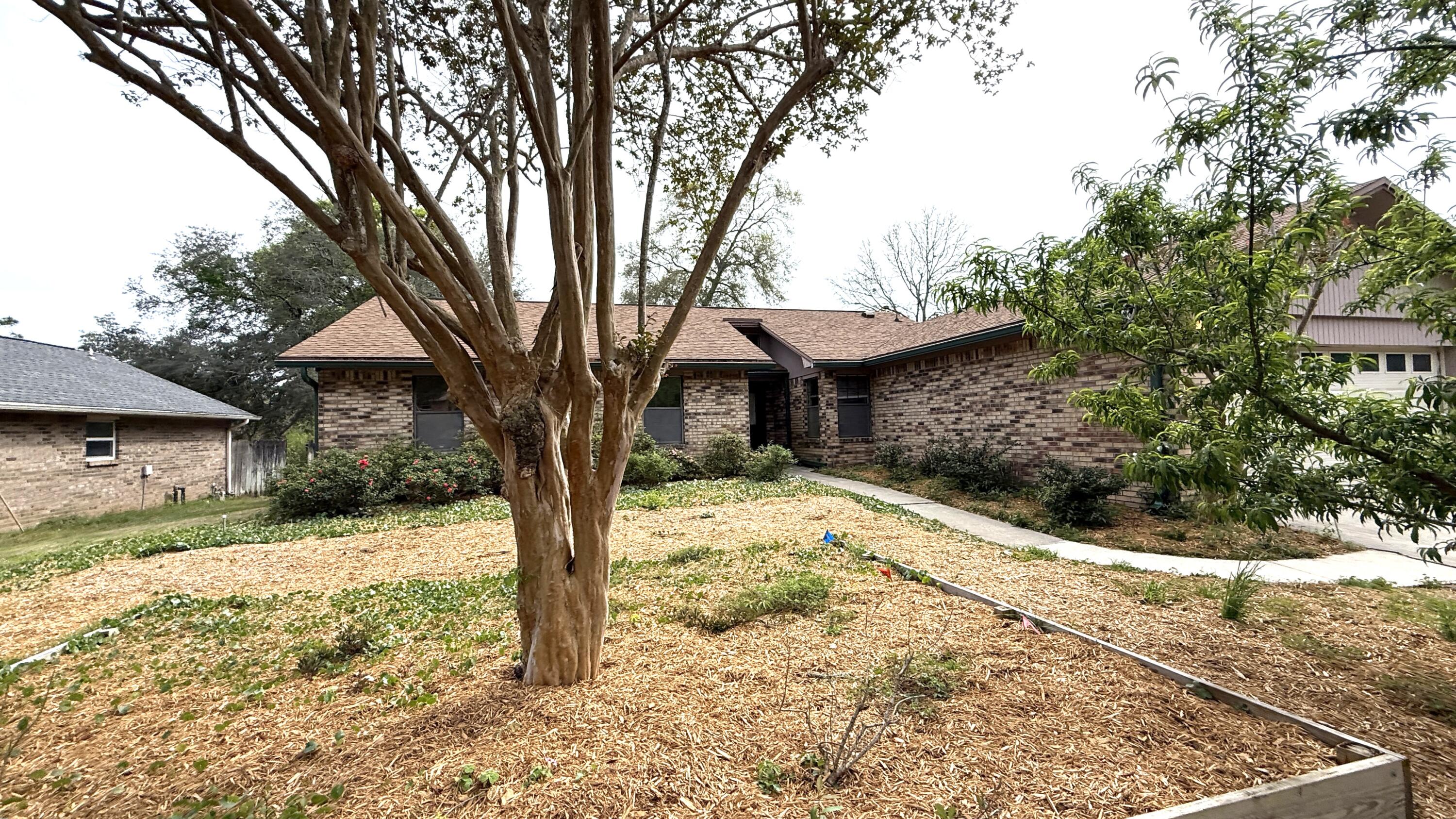 VALPARAISO PINECREST 5 - Residential