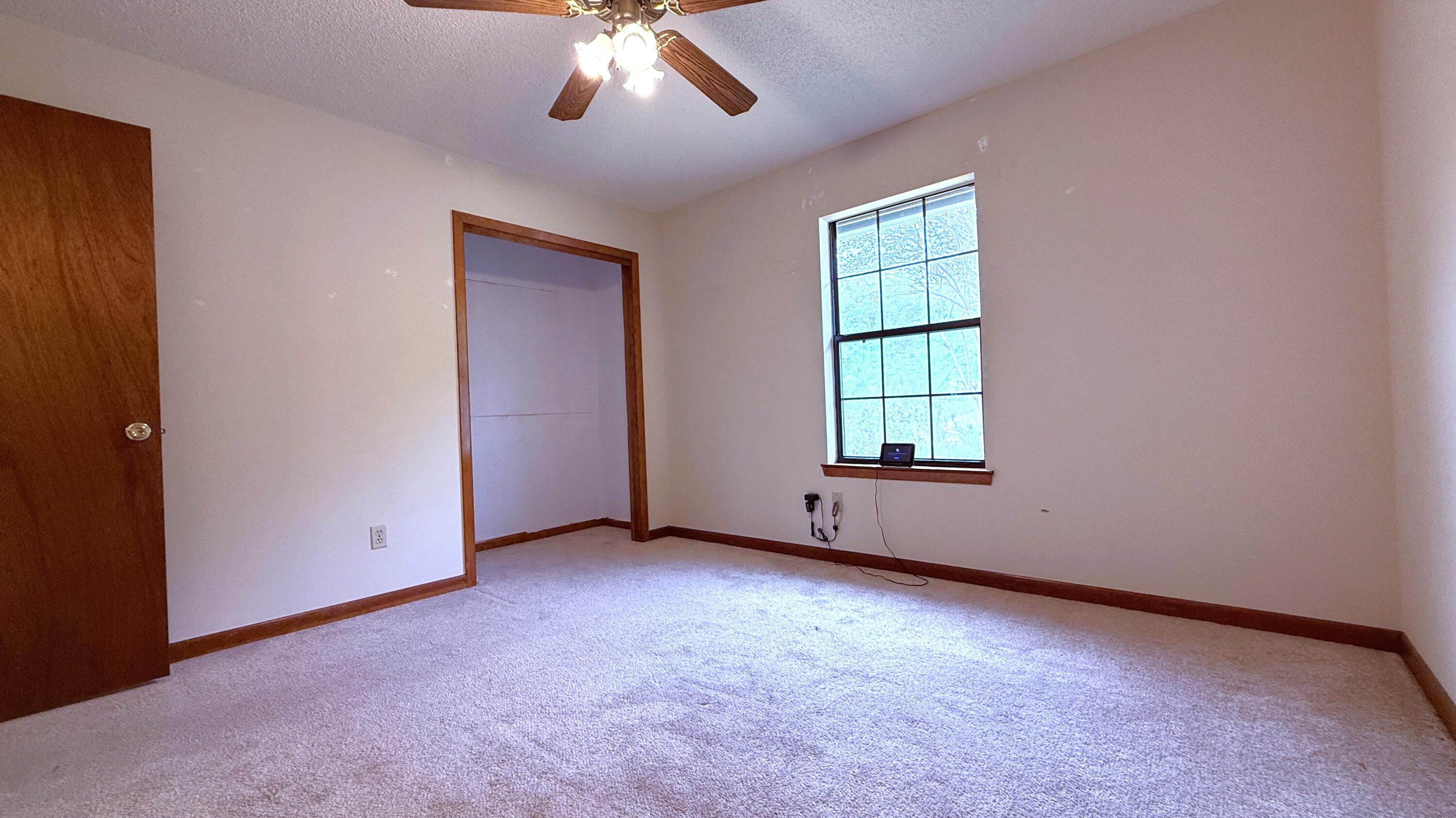 VALPARAISO PINECREST 5 - Residential