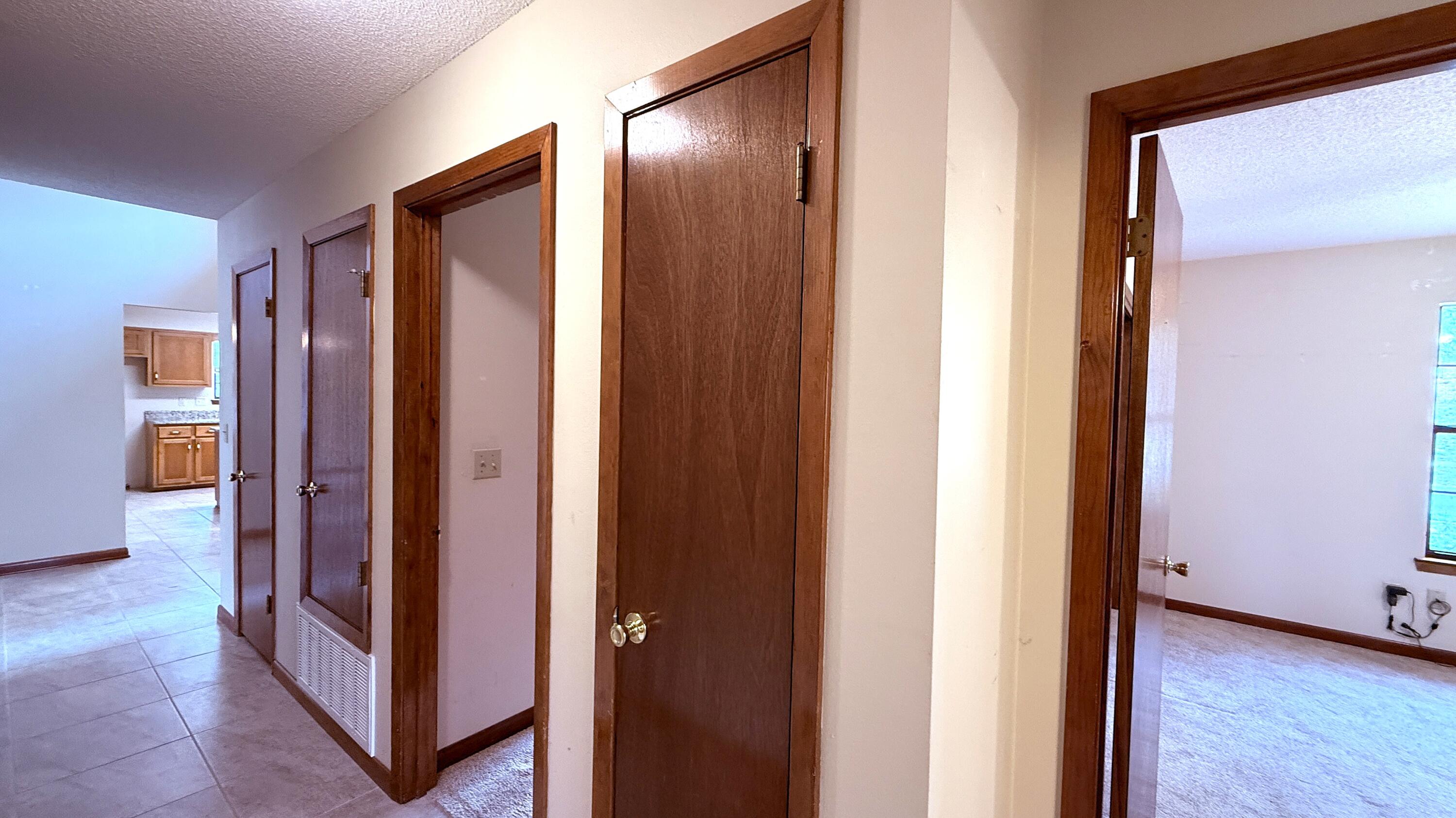 VALPARAISO PINECREST 5 - Residential