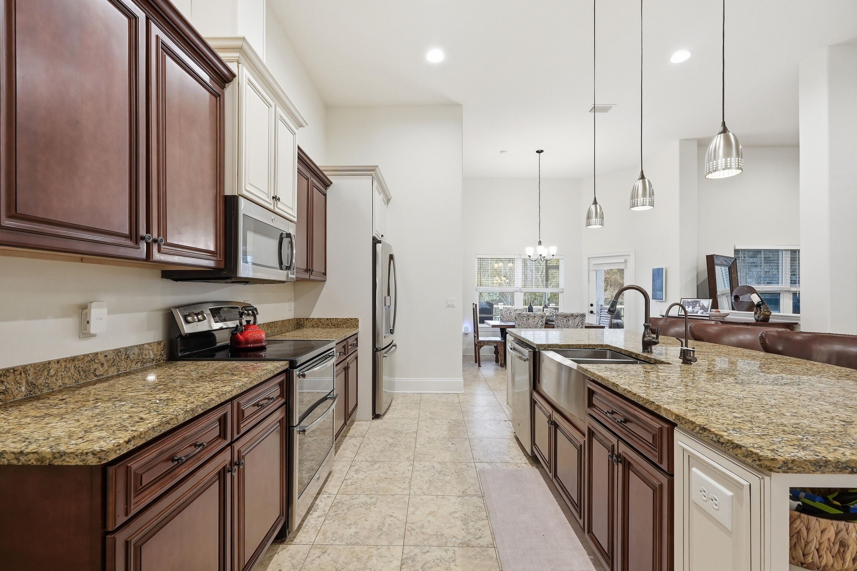 ROCKY BAYOU COUNTRY CLUB ESTATES 11 - Residential