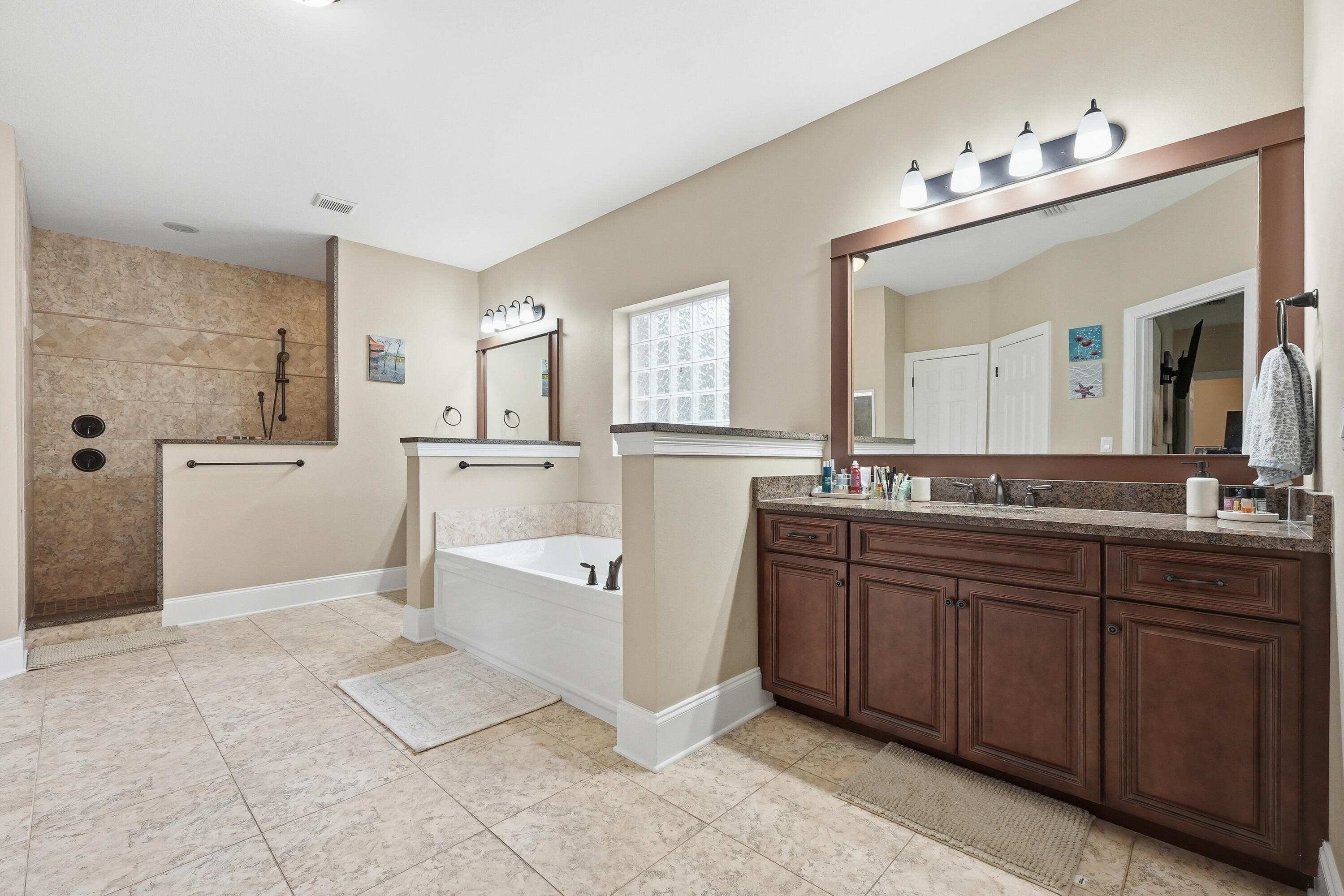 ROCKY BAYOU COUNTRY CLUB ESTATES 11 - Residential