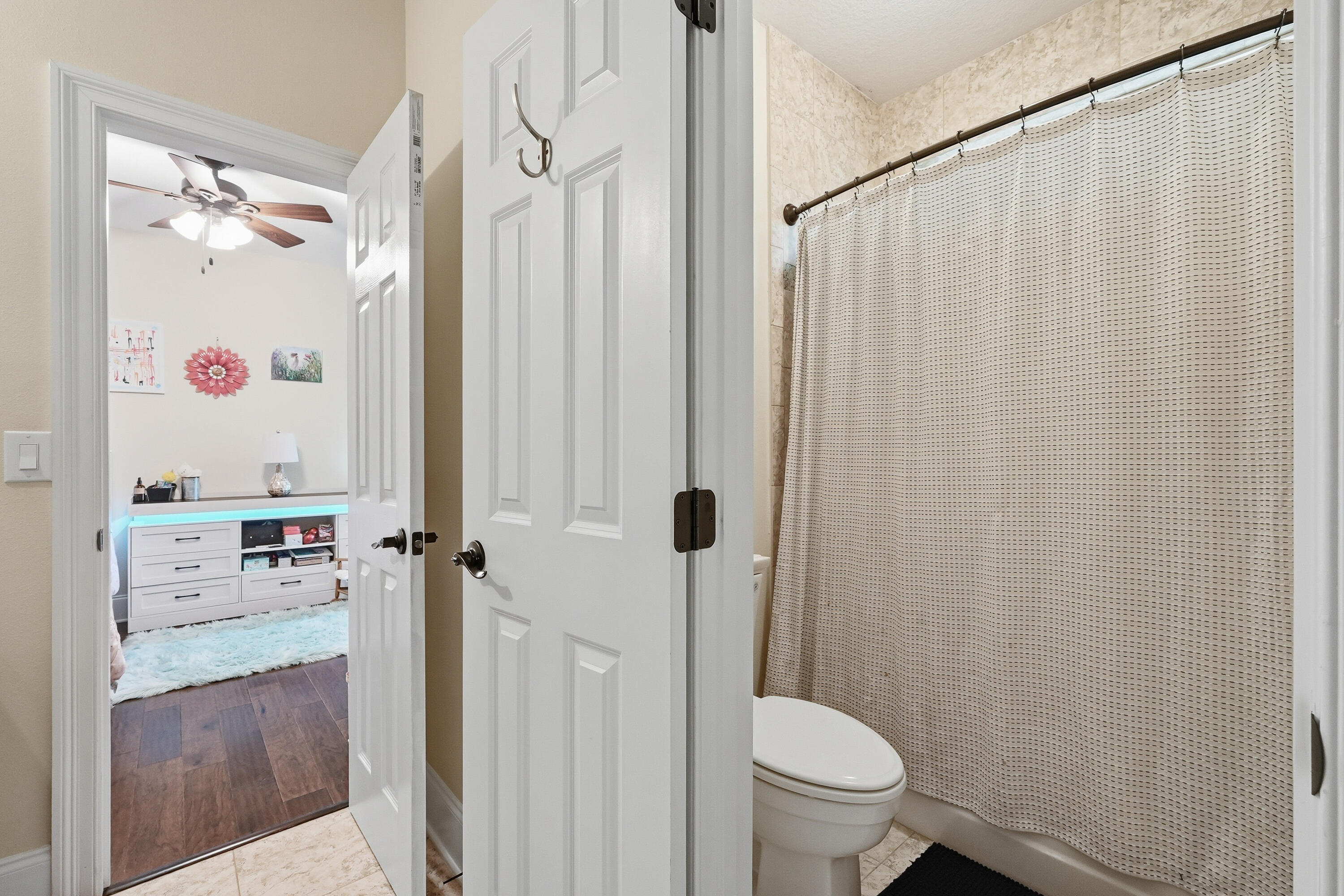 ROCKY BAYOU COUNTRY CLUB ESTATES 11 - Residential