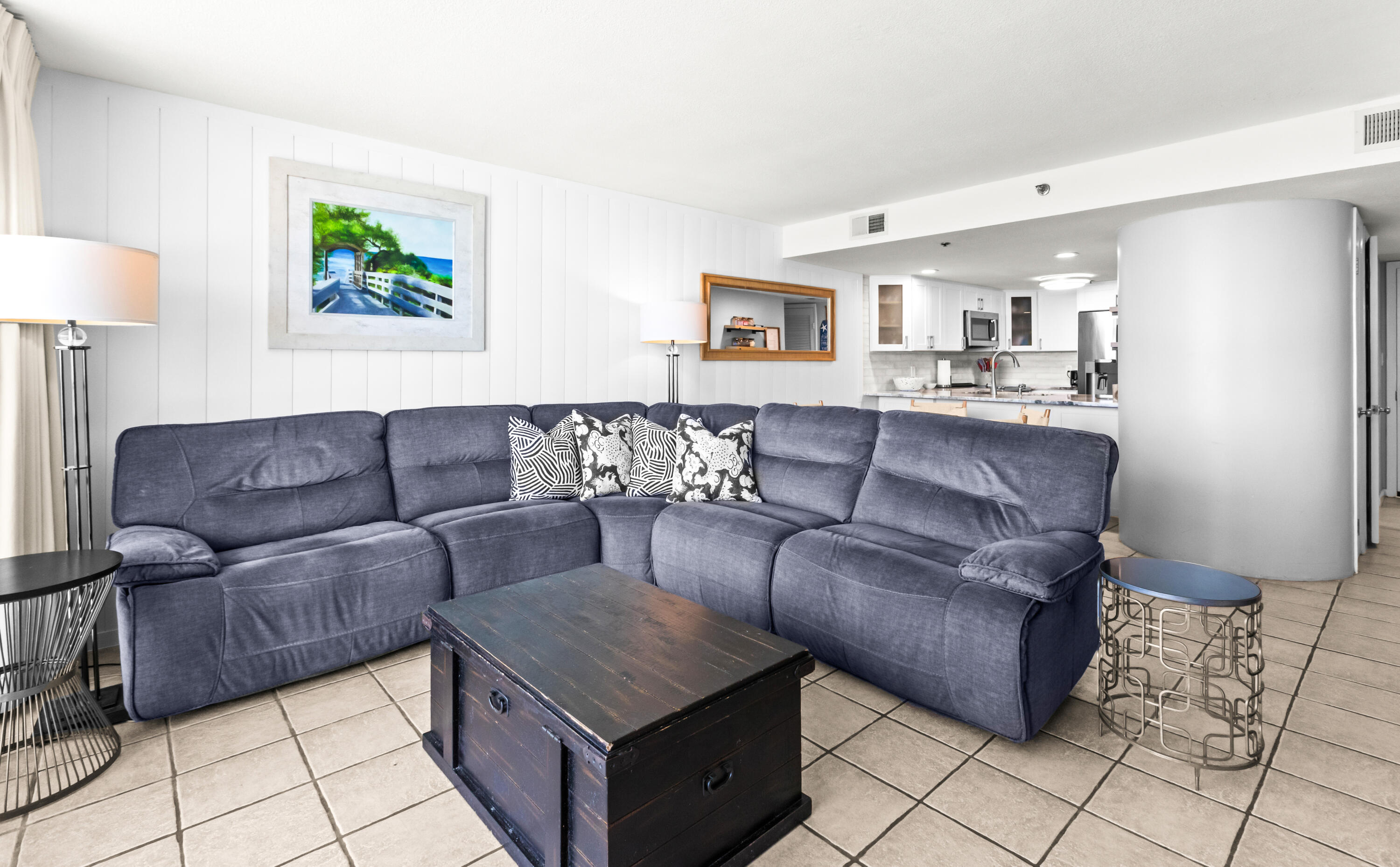 ONE SEAGROVE PLACE CONDOMINIUM - Residential