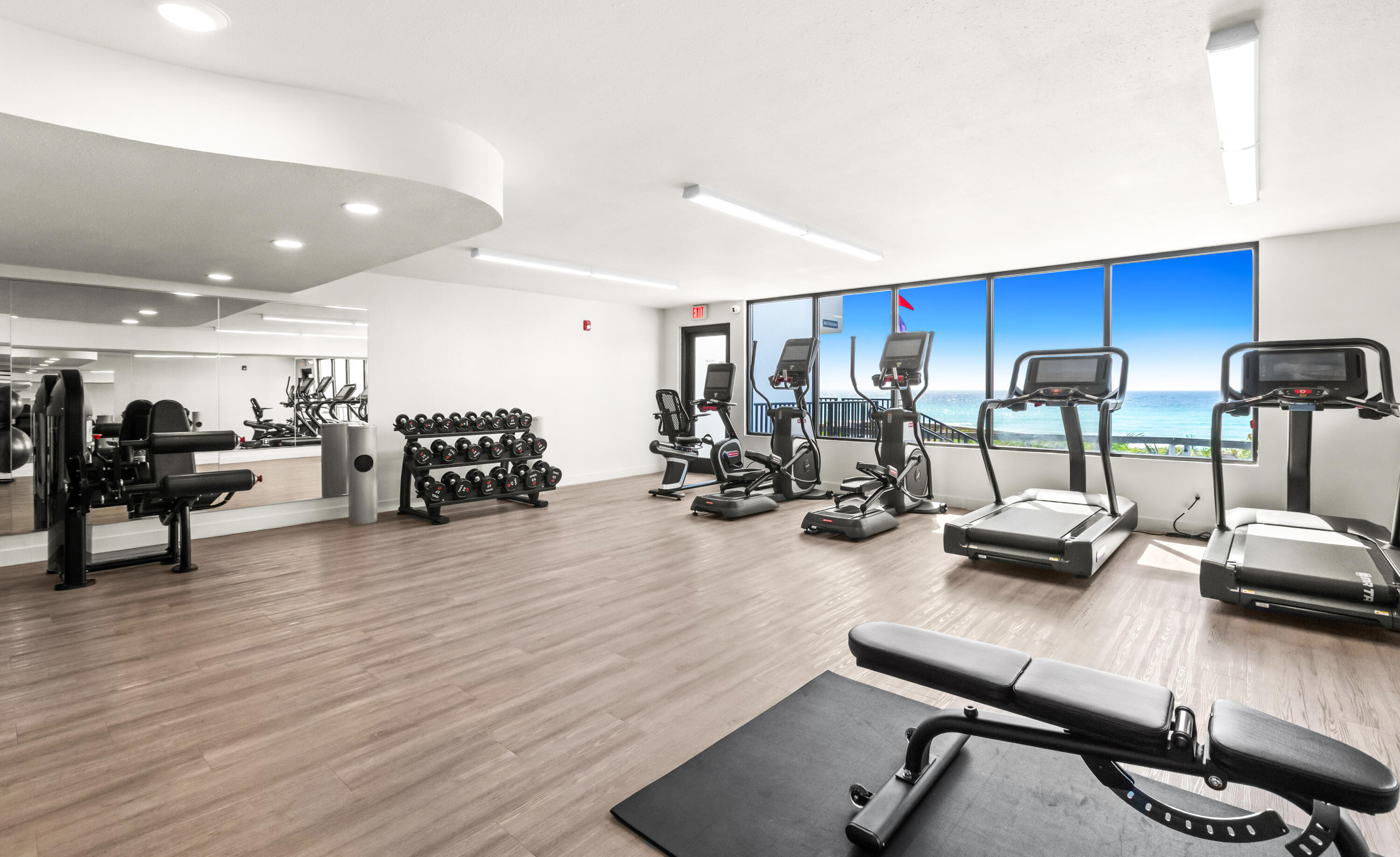 ONE SEAGROVE PLACE CONDOMINIUM - Residential