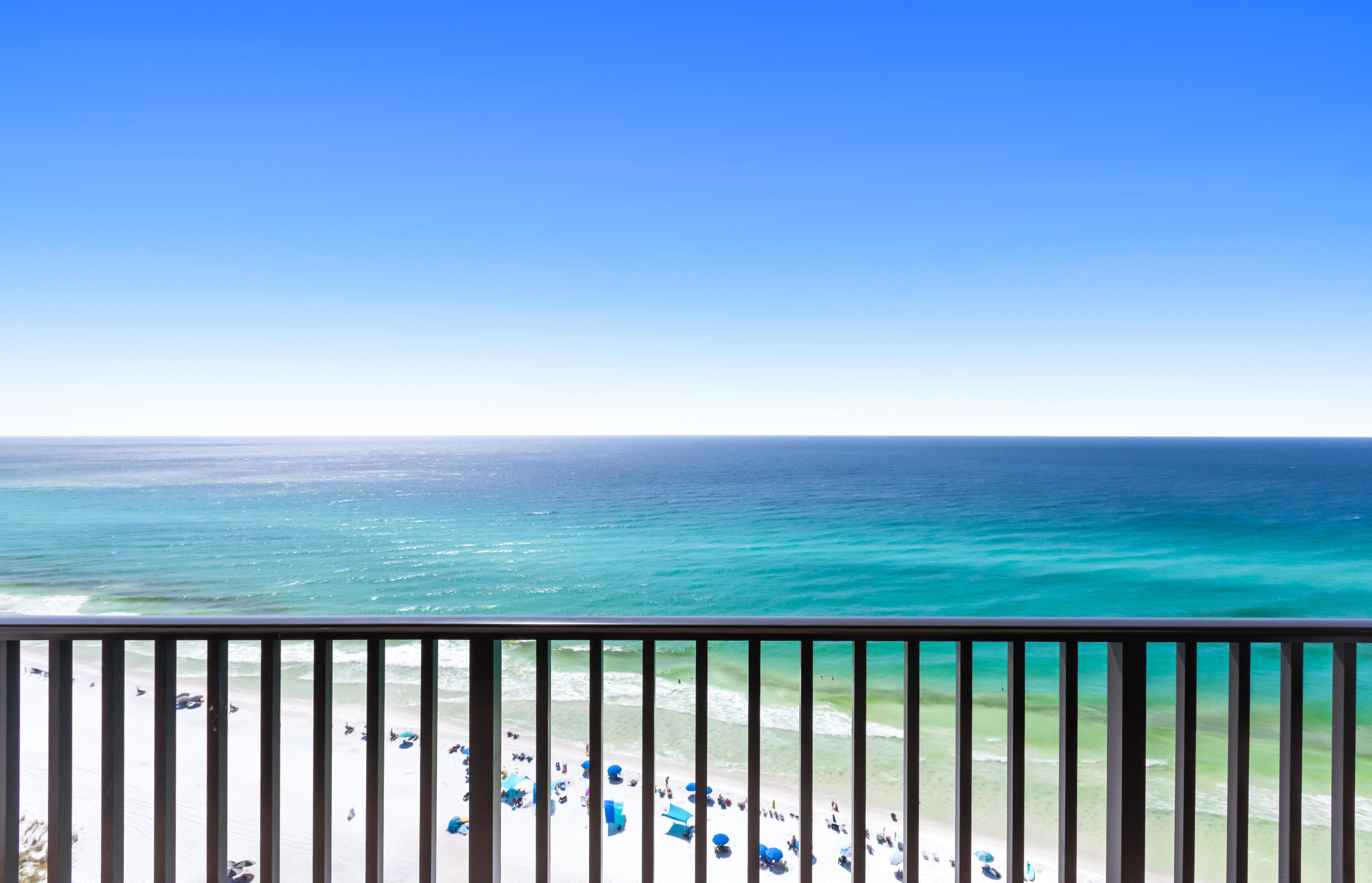 ONE SEAGROVE PLACE CONDOMINIUM - Residential