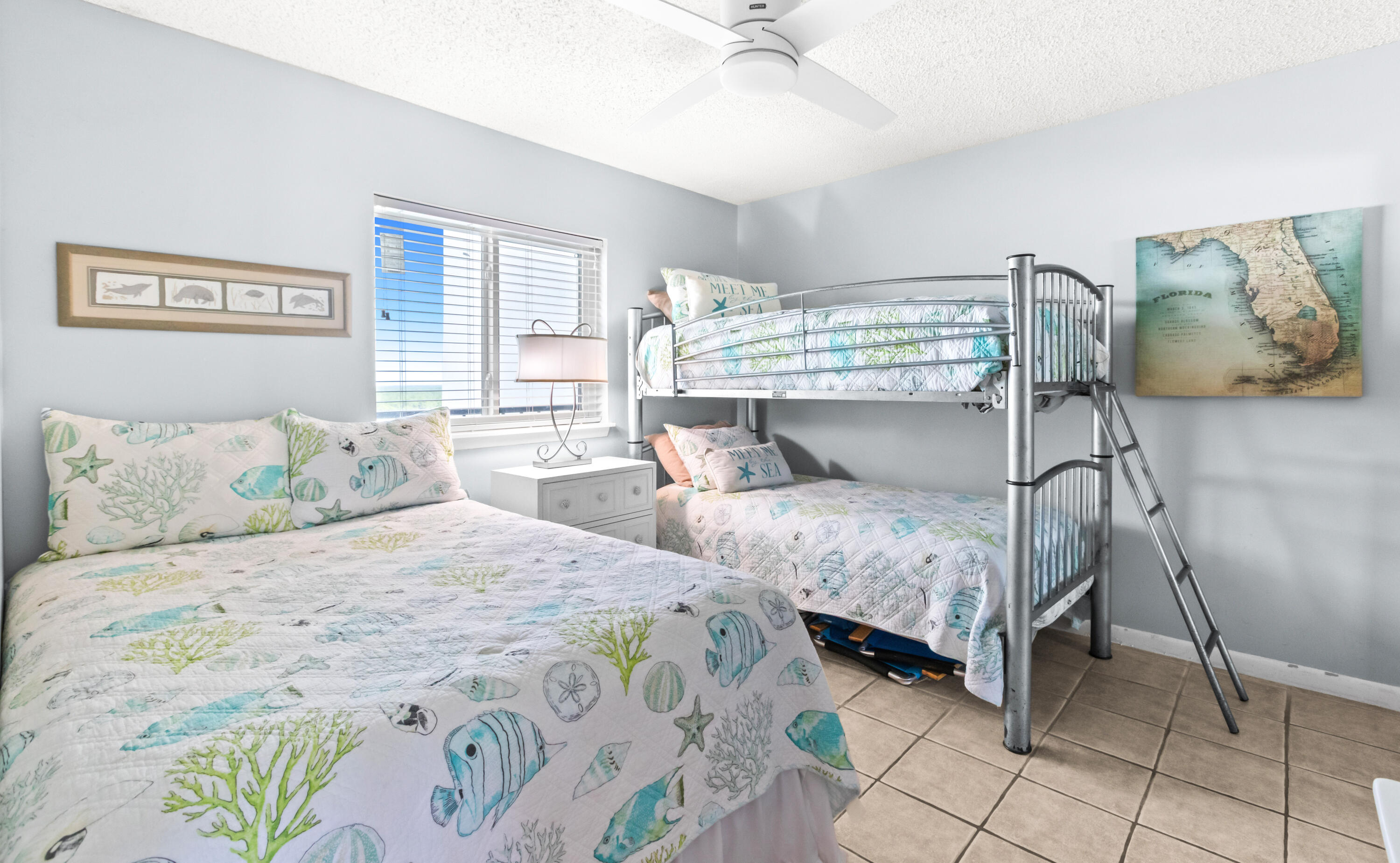 ONE SEAGROVE PLACE CONDOMINIUM - Residential