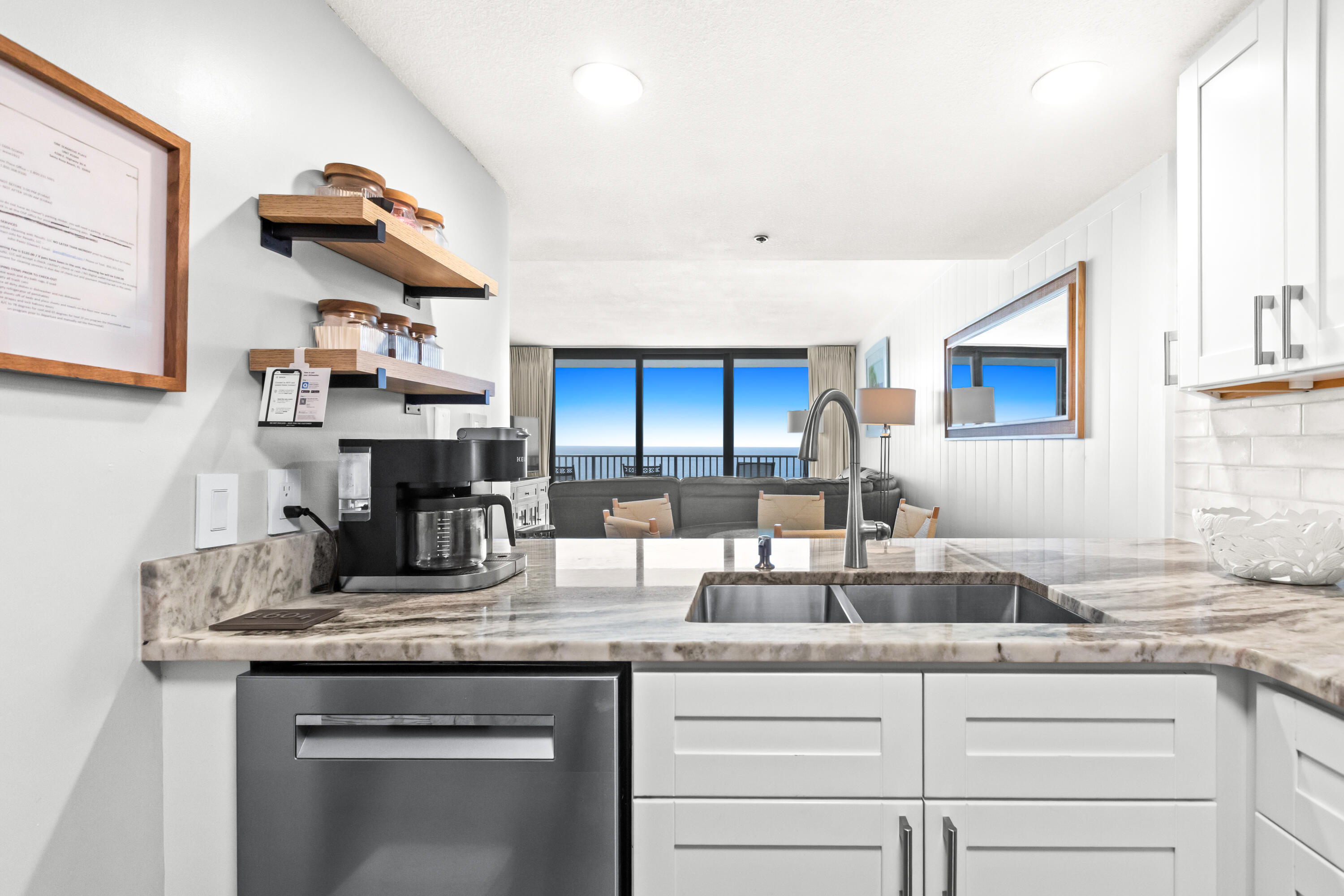 ONE SEAGROVE PLACE CONDOMINIUM - Residential