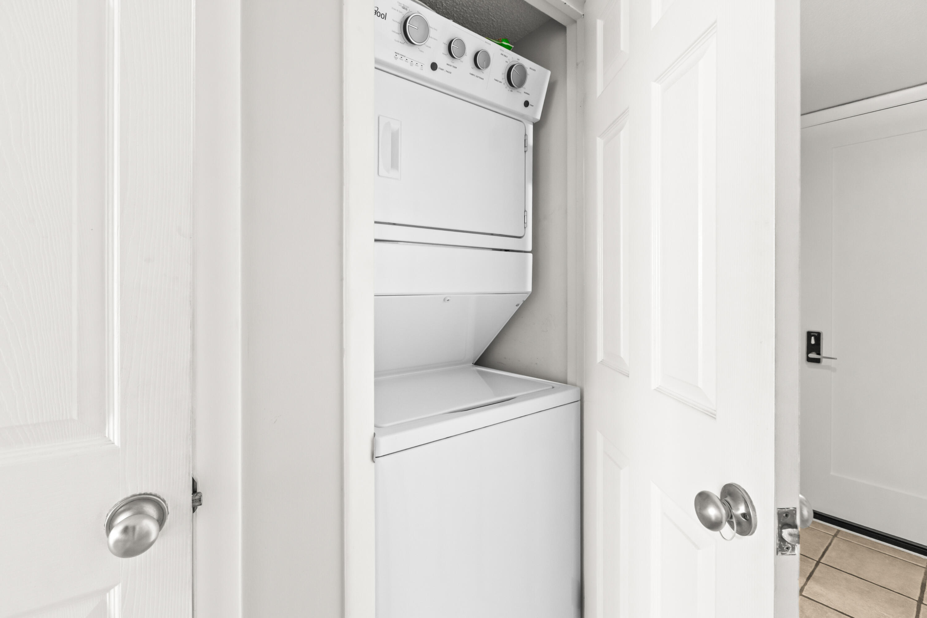 ONE SEAGROVE PLACE CONDOMINIUM - Residential