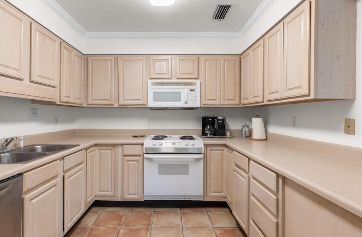 DESTIN SANDS CONDO - Residential