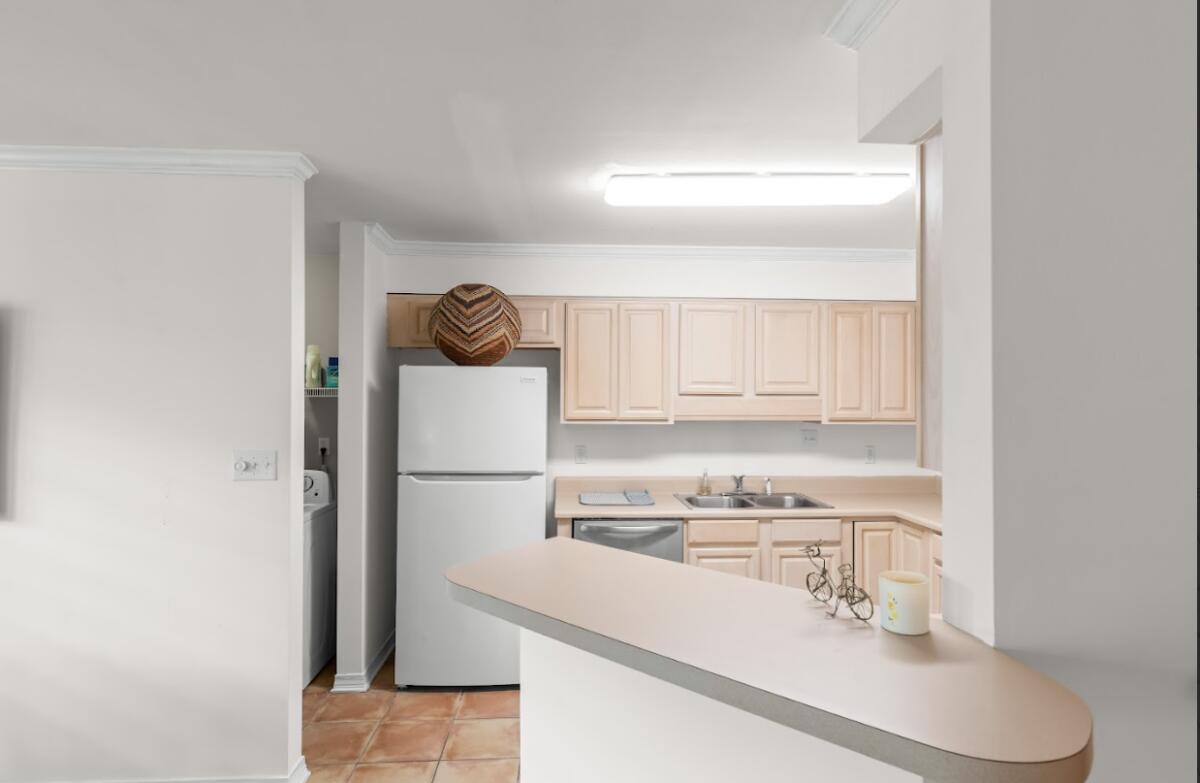 DESTIN SANDS CONDO - Residential