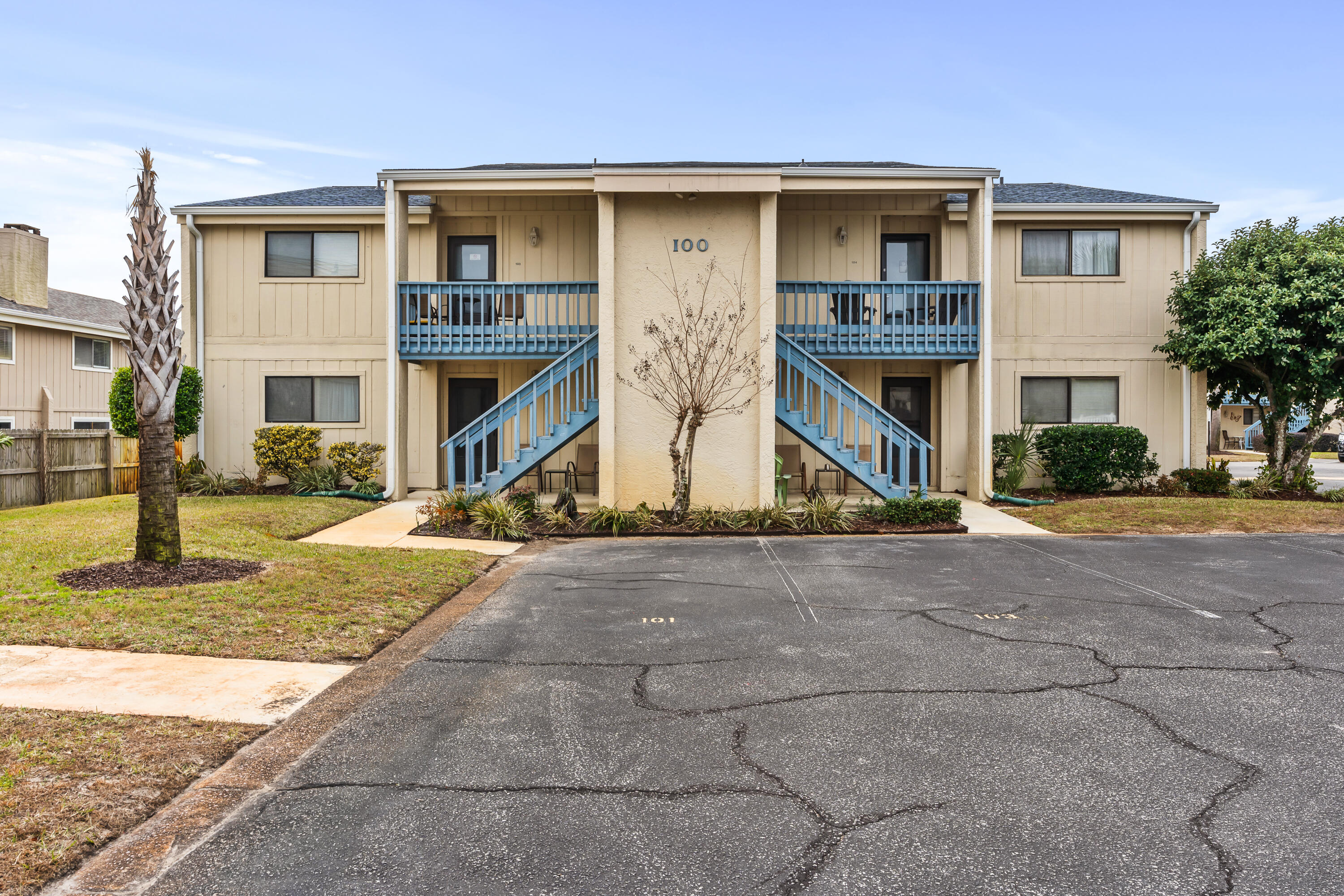 CHATEAU LA MER CONDO 2 - Residential