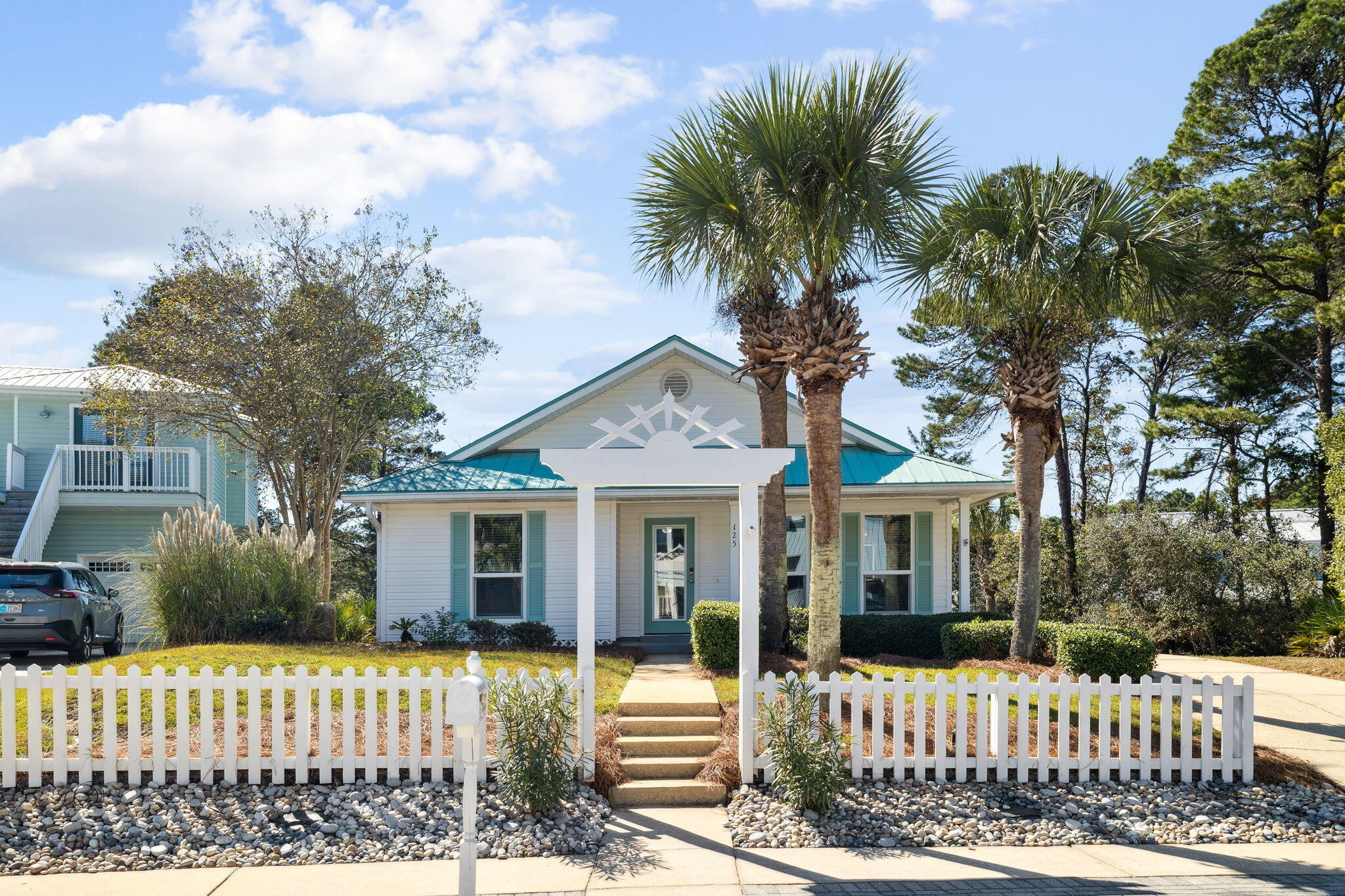 SEA DUNES - Residential