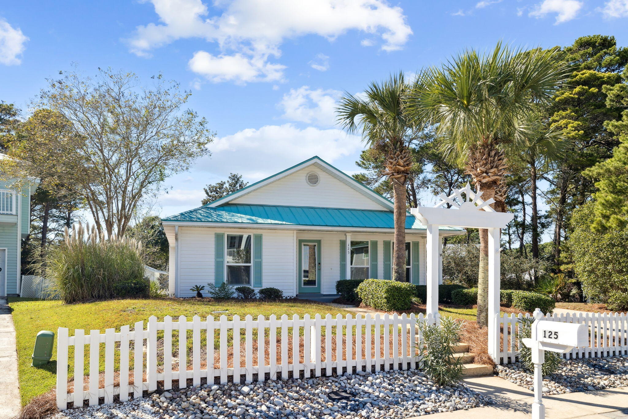 SEA DUNES - Residential