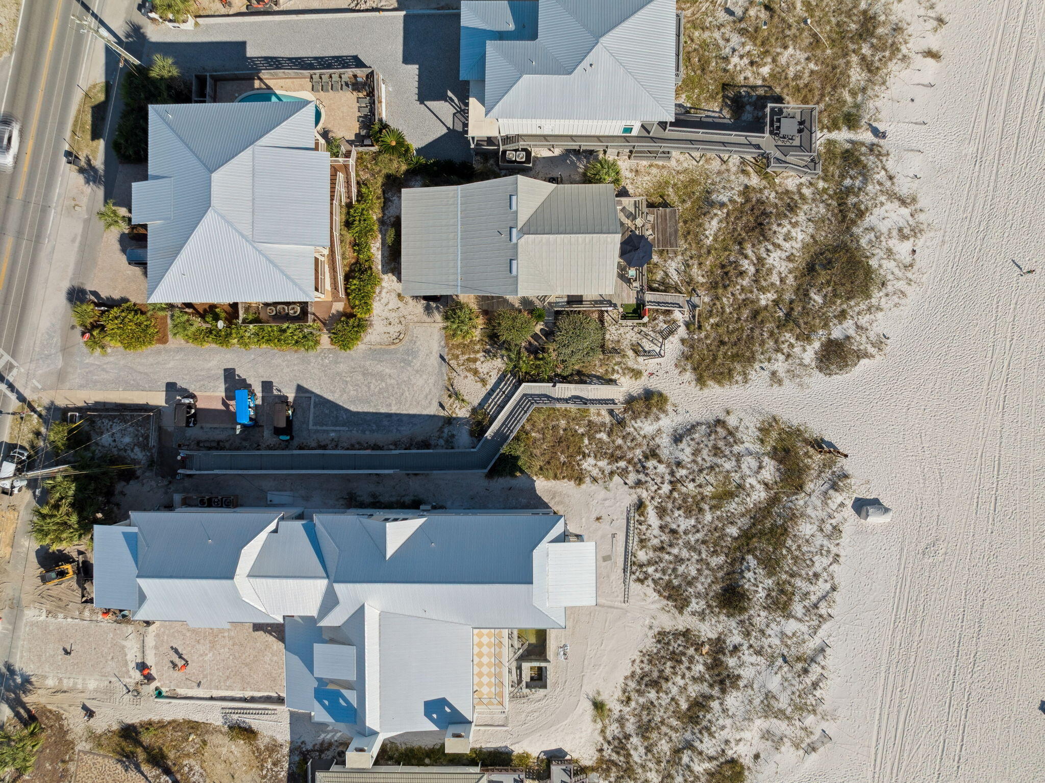 SEA DUNES - Residential