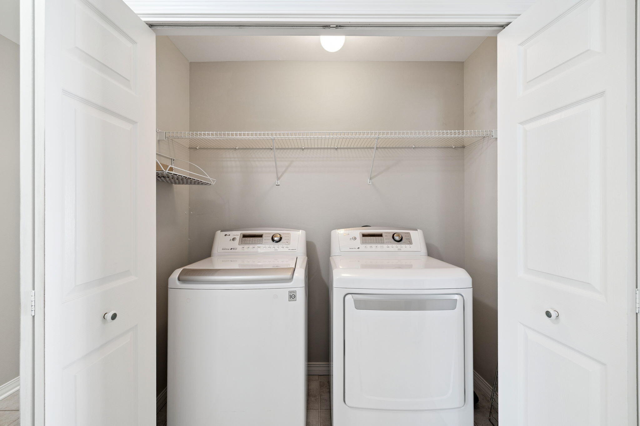 SEA DUNES - Residential