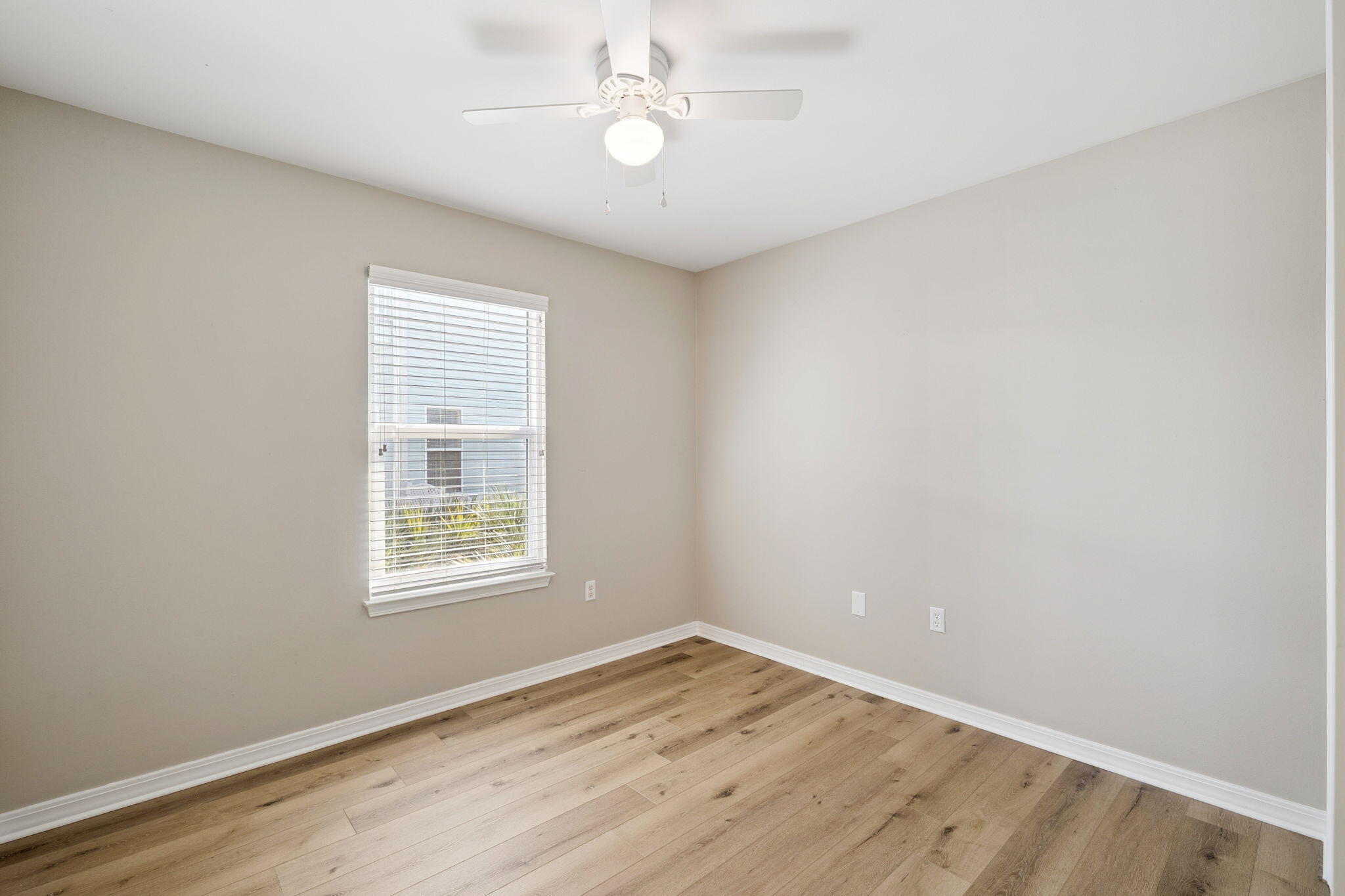 SEA DUNES - Residential