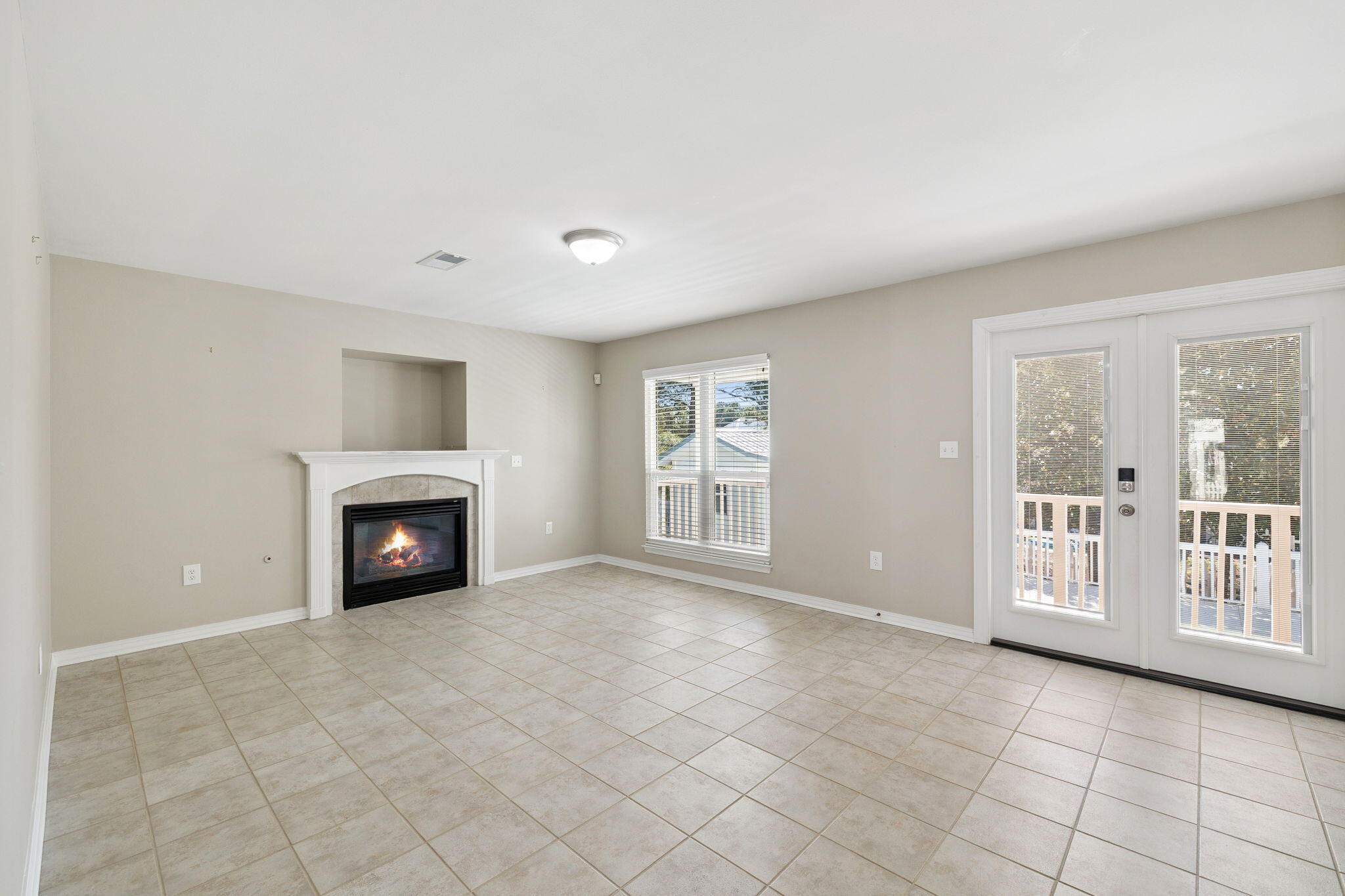 SEA DUNES - Residential