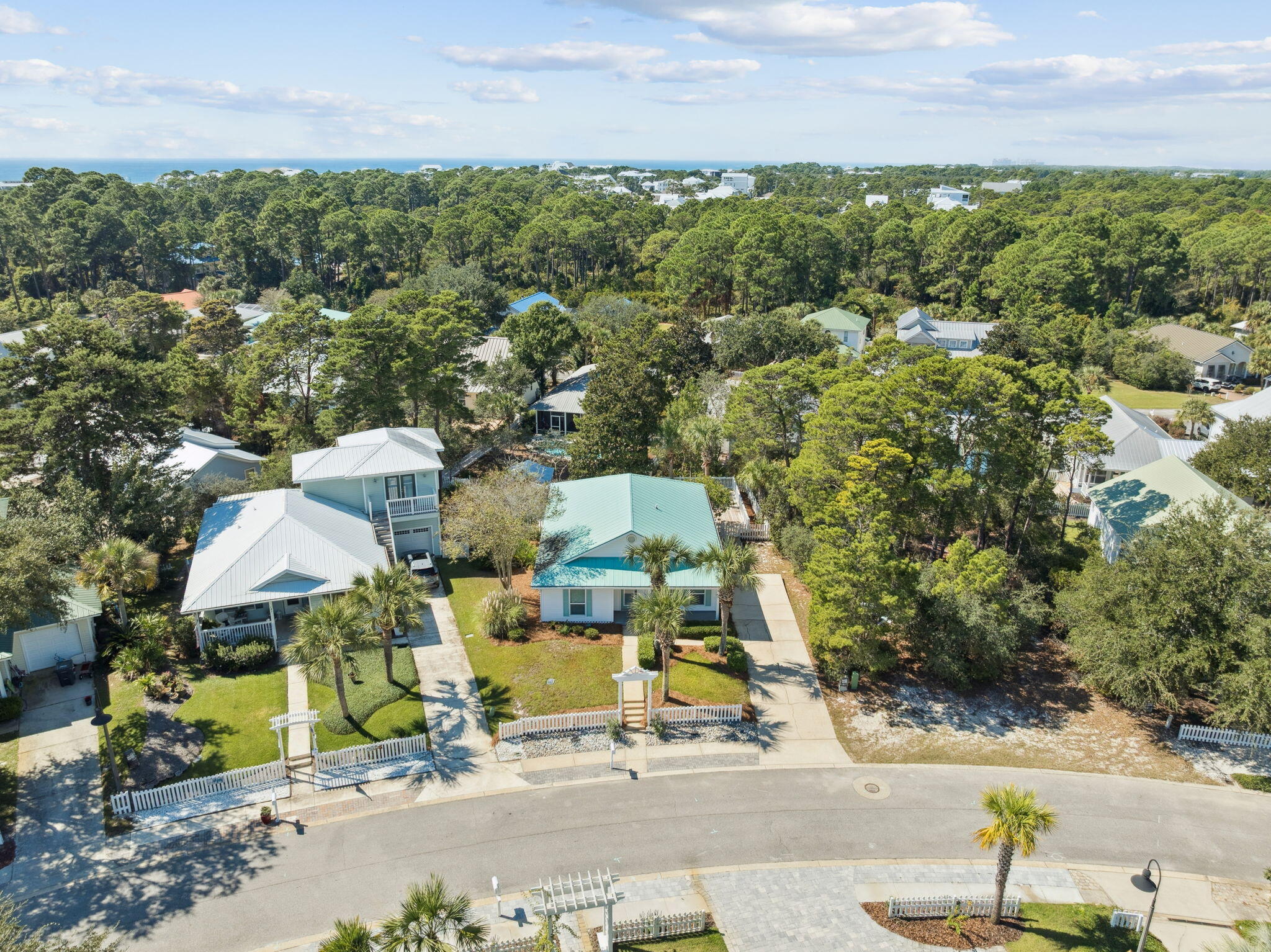 SEA DUNES - Residential
