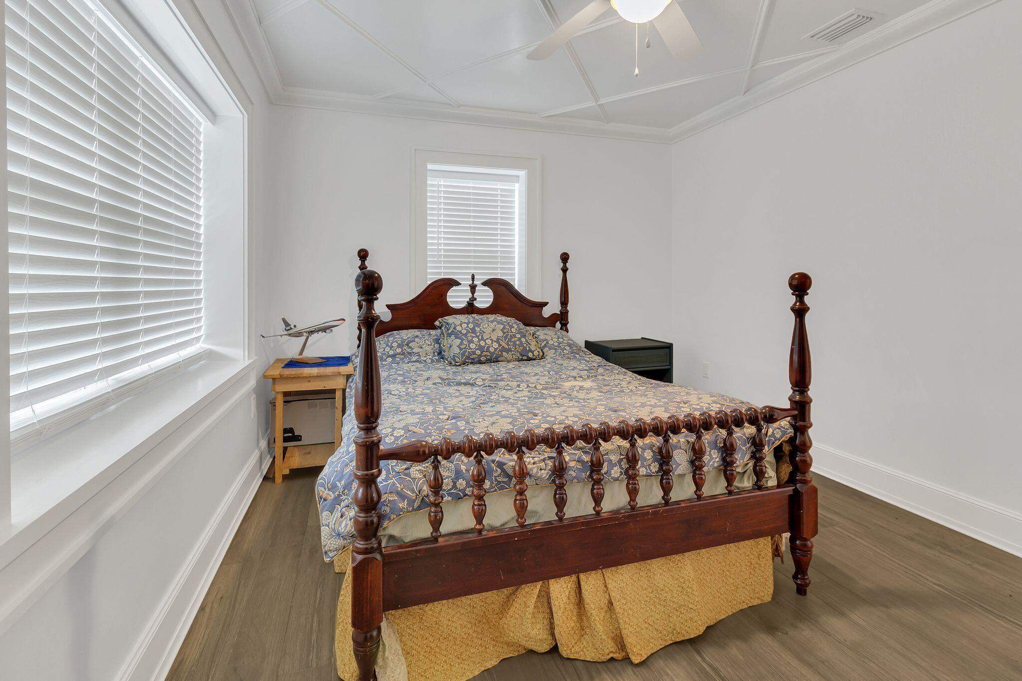 OAKTREE PARK S/D - Residential Lease