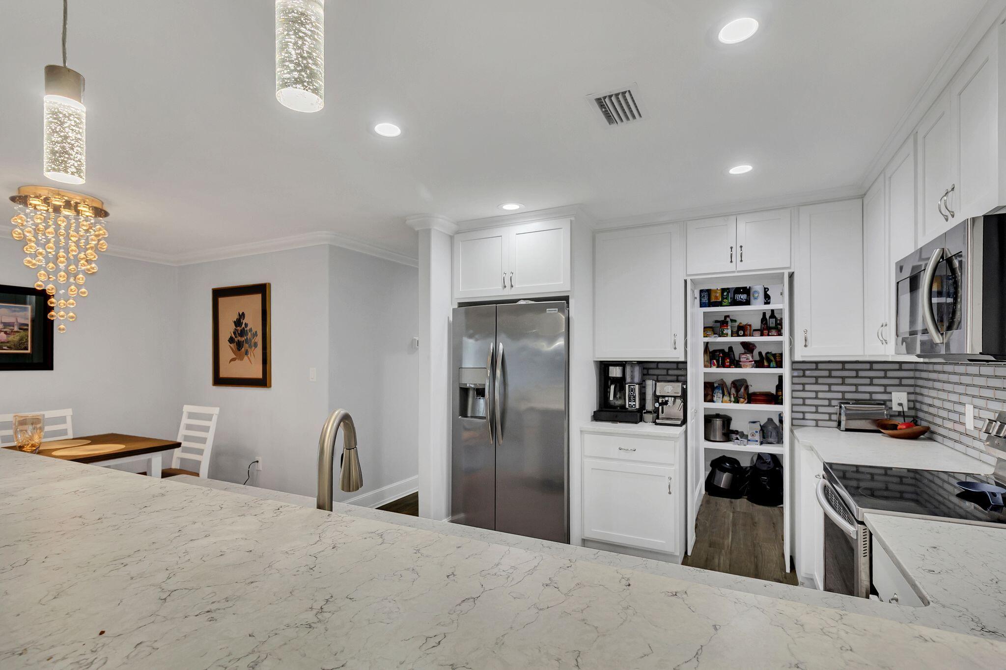 OAKTREE PARK S/D - Residential Lease