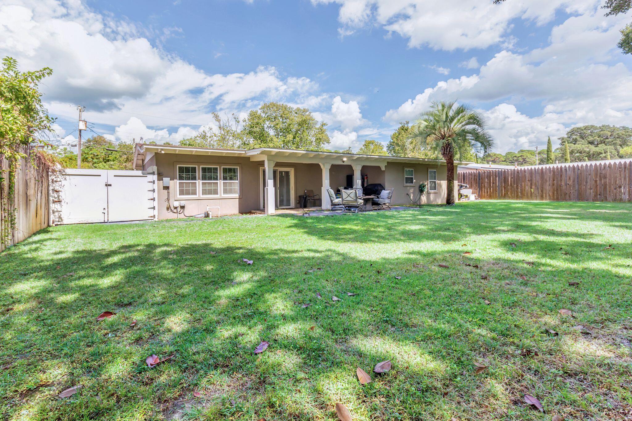 OAKTREE PARK S/D - Residential Lease