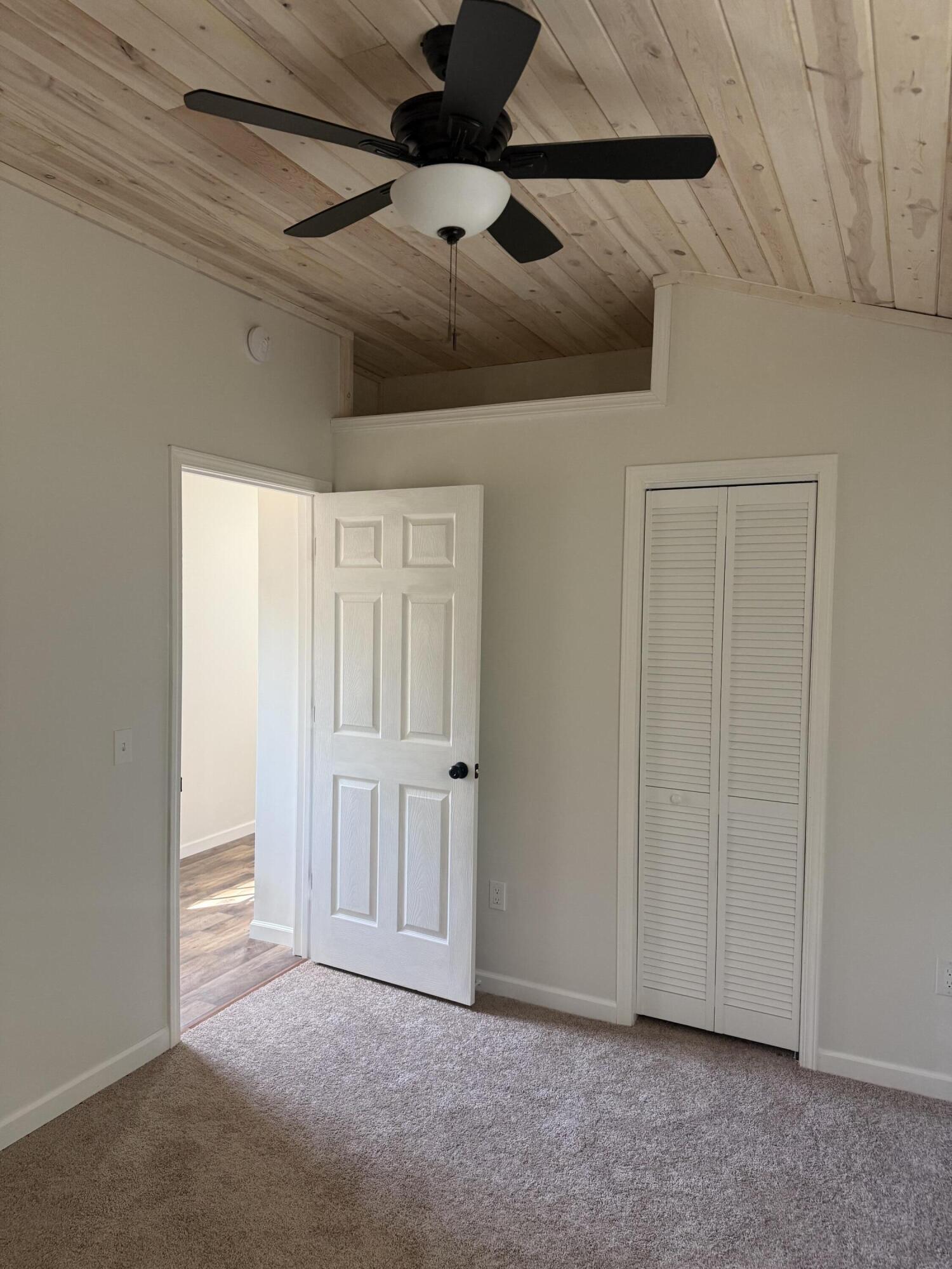 OAKWOOD HILLS UNIT 1 - Residential