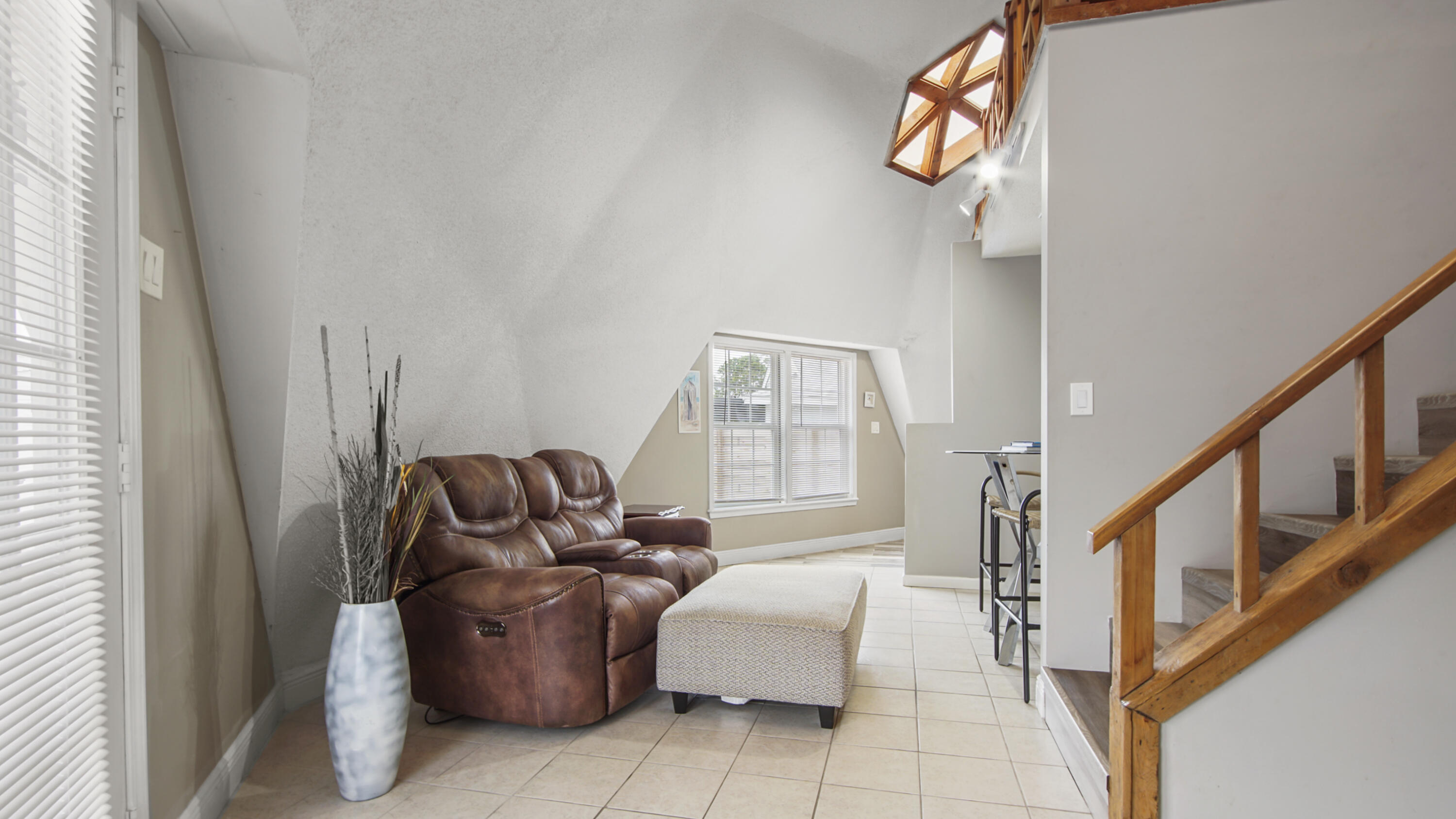 BELAIRE ESTATES - Residential