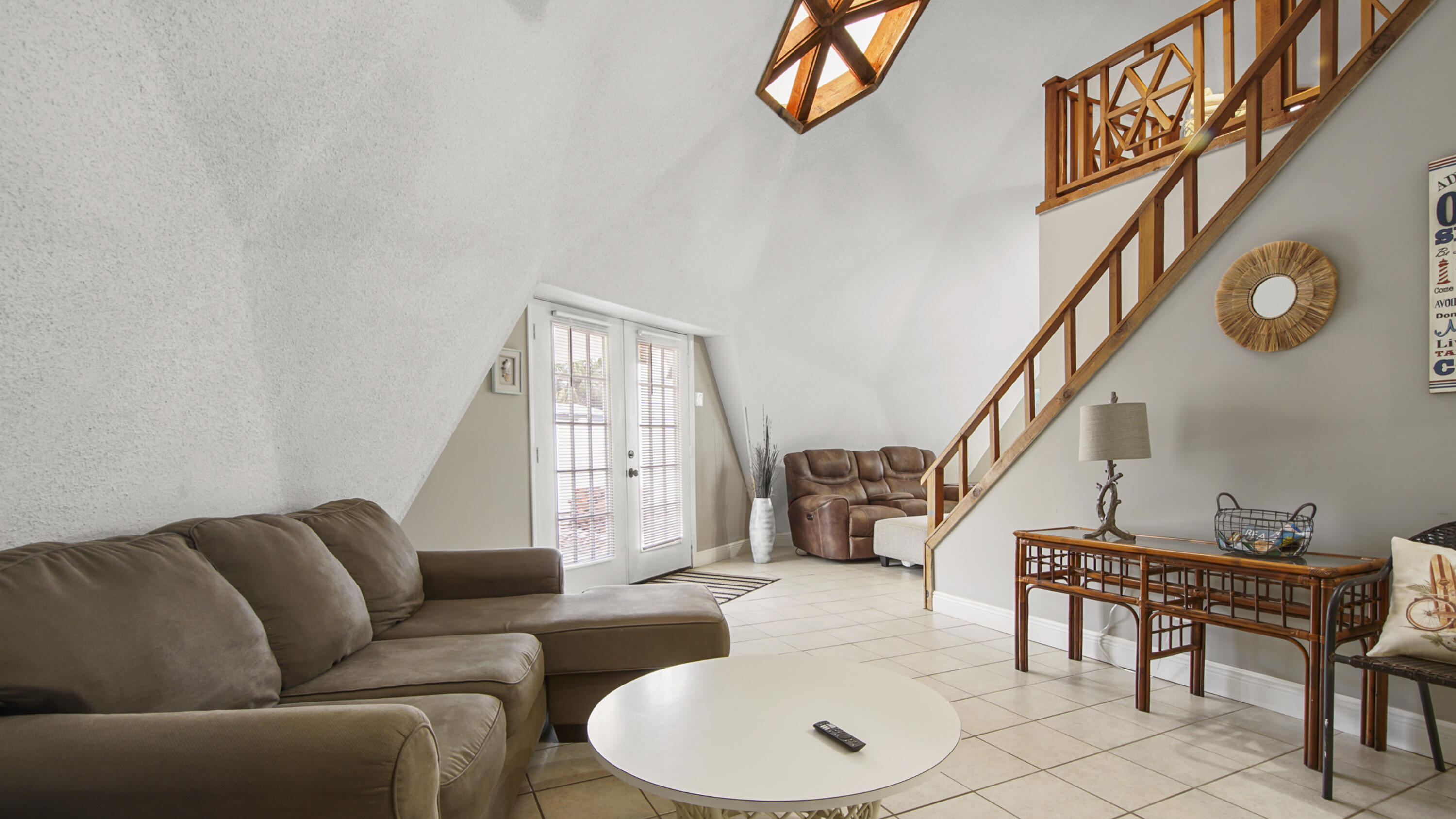 BELAIRE ESTATES - Residential