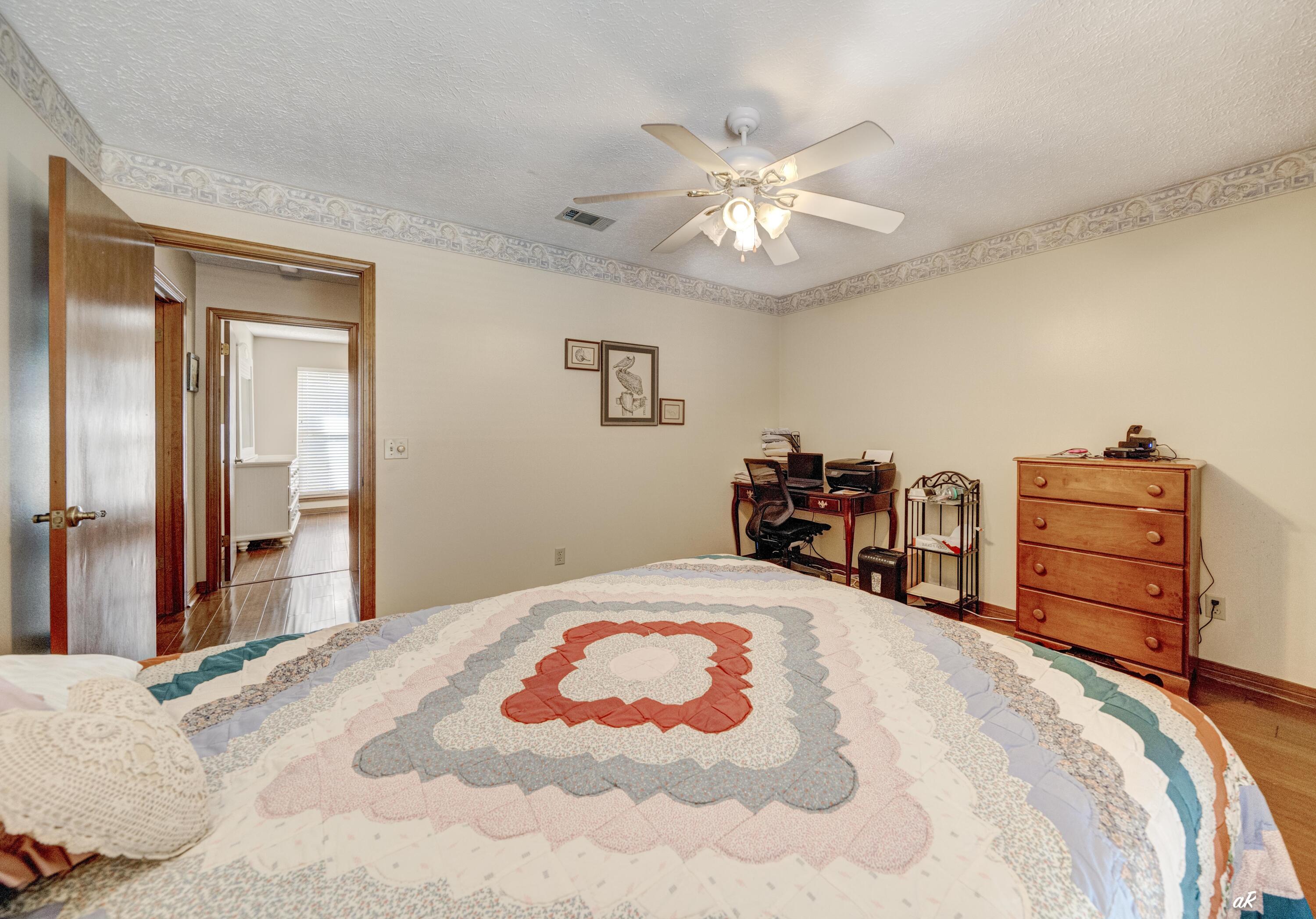 KINGS POINT HARBOUR UNIT 1 REPLAT - Residential