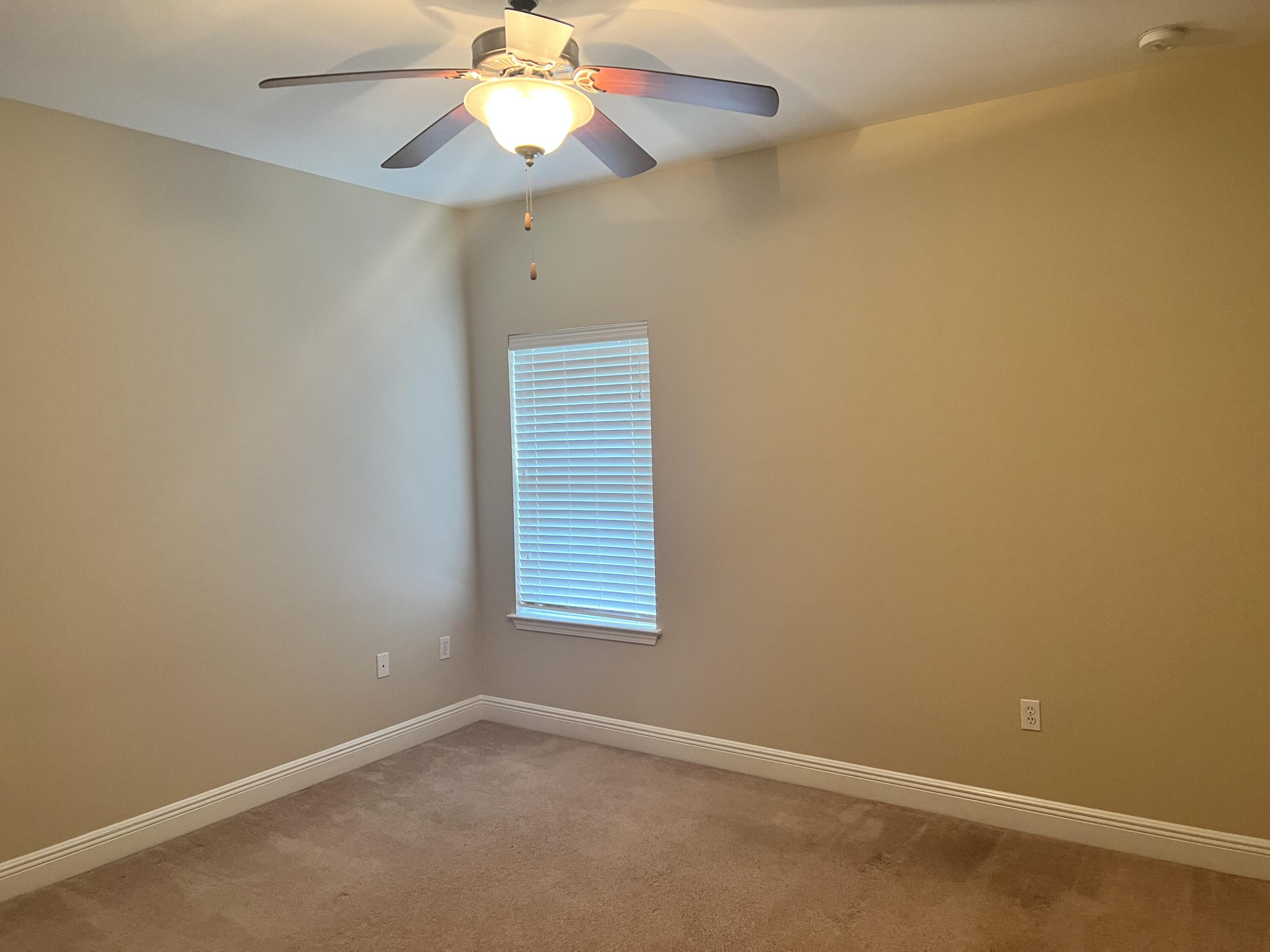 ROLLING RIDGE - Residential Lease