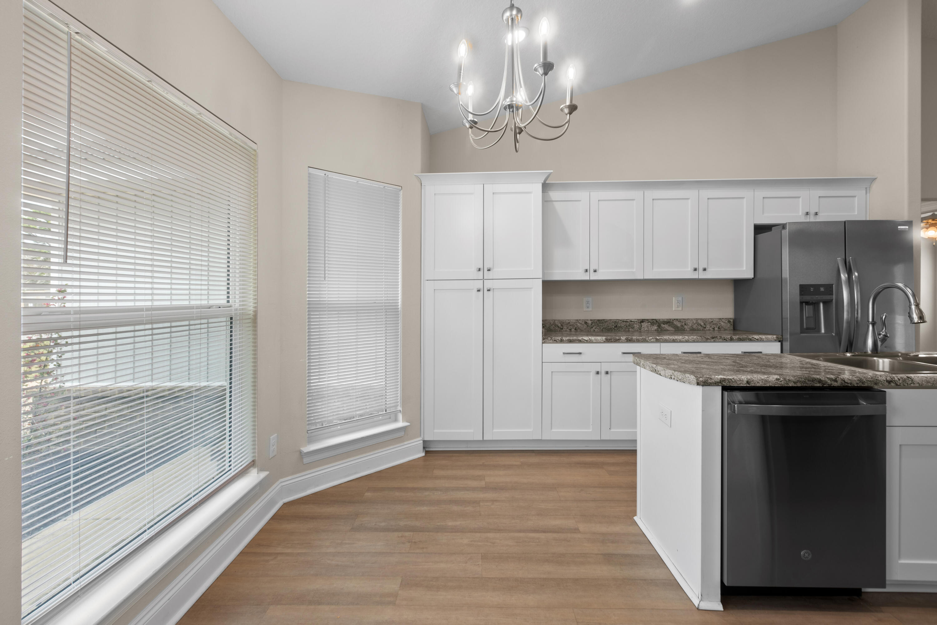 EAST BAY HEIGHTS - Residential