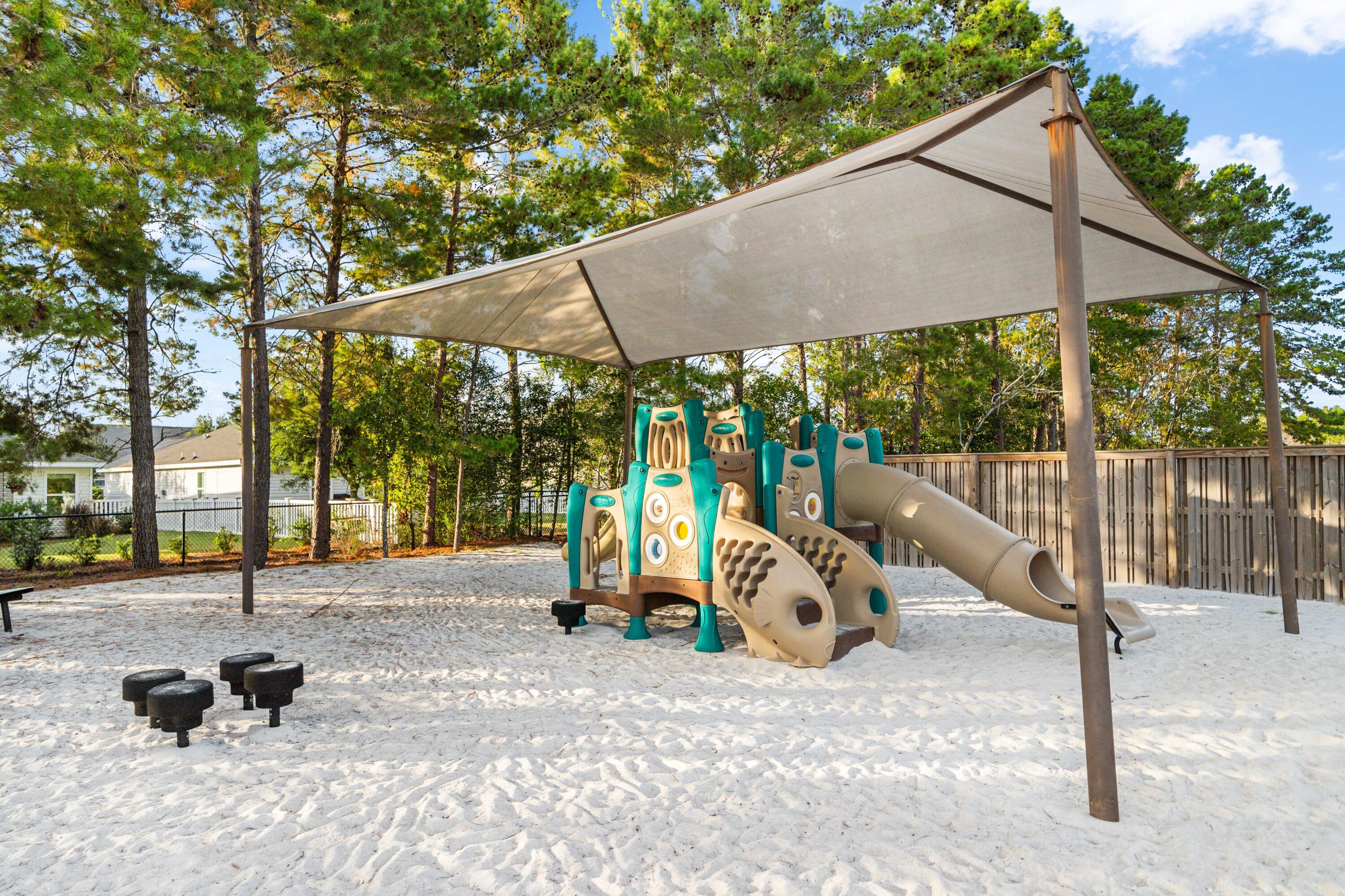 Hammock Bay - Residential