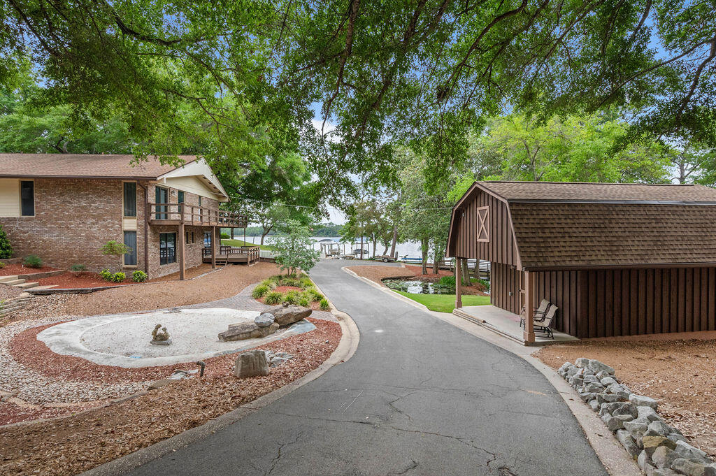 ROCKY BAYOU COUNTRY CLUB ESTATES 5 - Residential