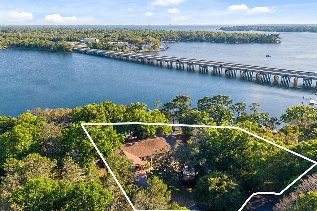 ROCKY BAYOU COUNTRY CLUB ESTATES 5 - Residential