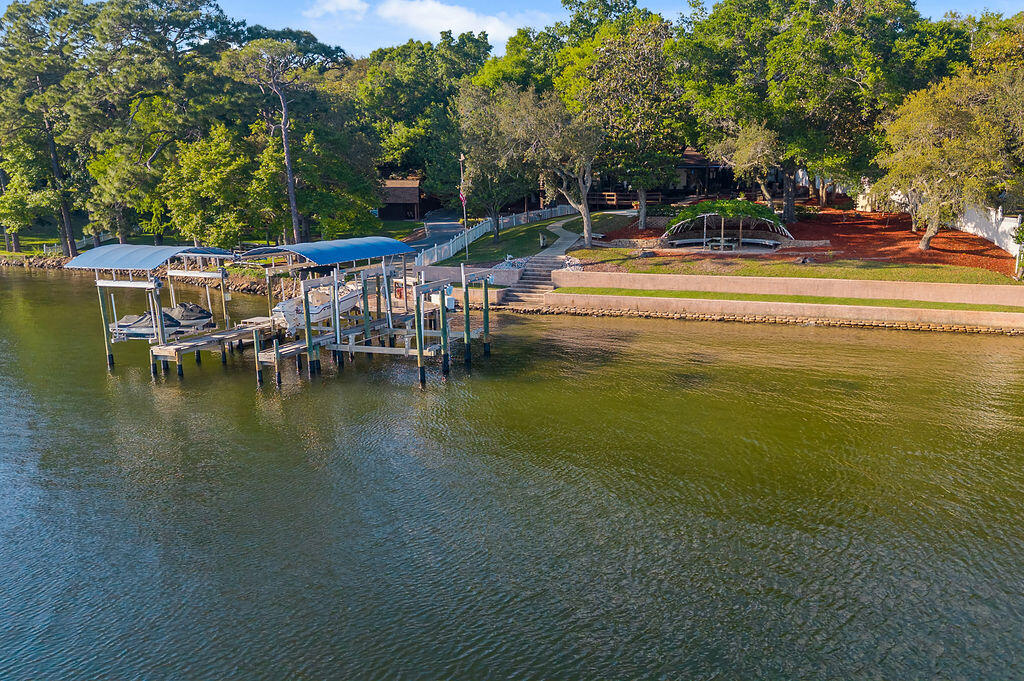 ROCKY BAYOU COUNTRY CLUB ESTATES 5 - Residential