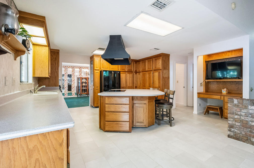 ROCKY BAYOU COUNTRY CLUB ESTATES 5 - Residential