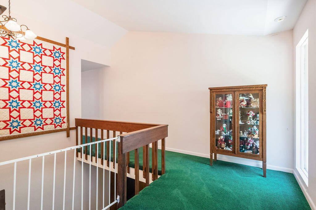 ROCKY BAYOU COUNTRY CLUB ESTATES 5 - Residential